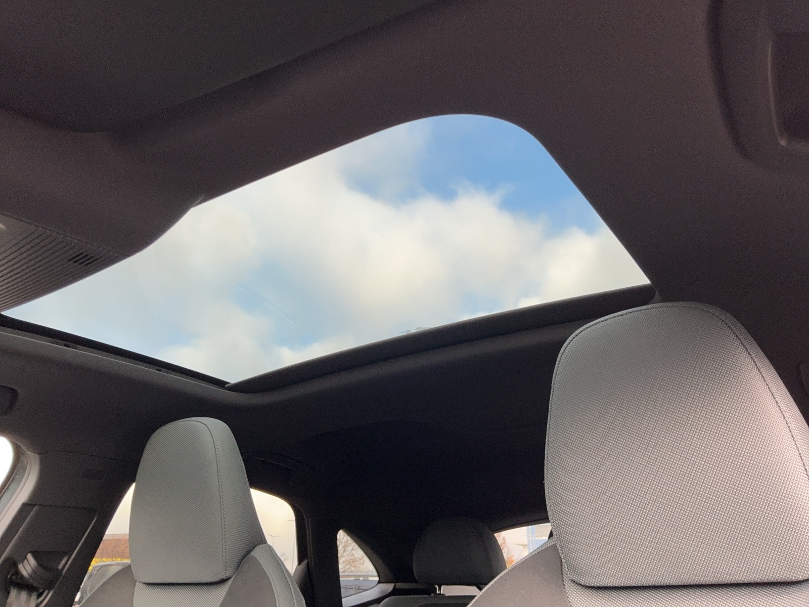 AUDI Q3 Sportback TFSI quattro 195 kW S tronic-image-13