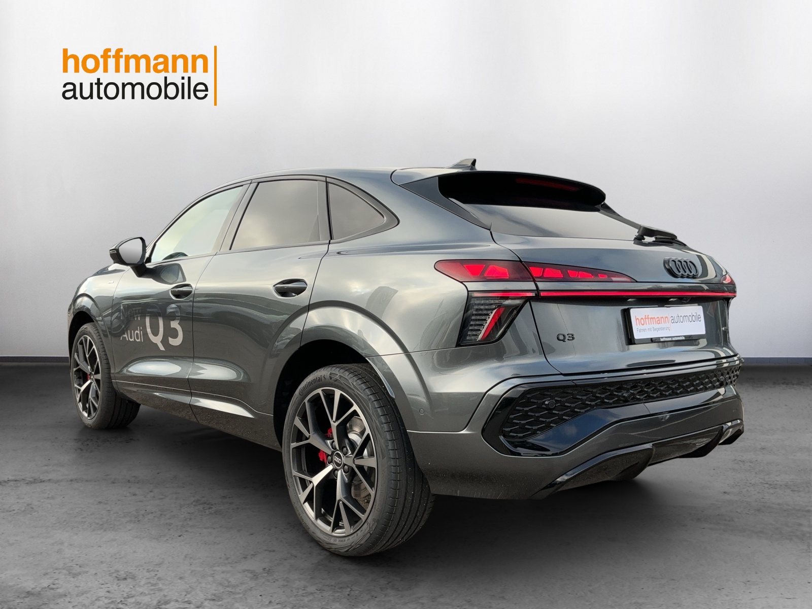 AUDI Q3 Sportback TFSI quattro 195 kW S tronic-image-5