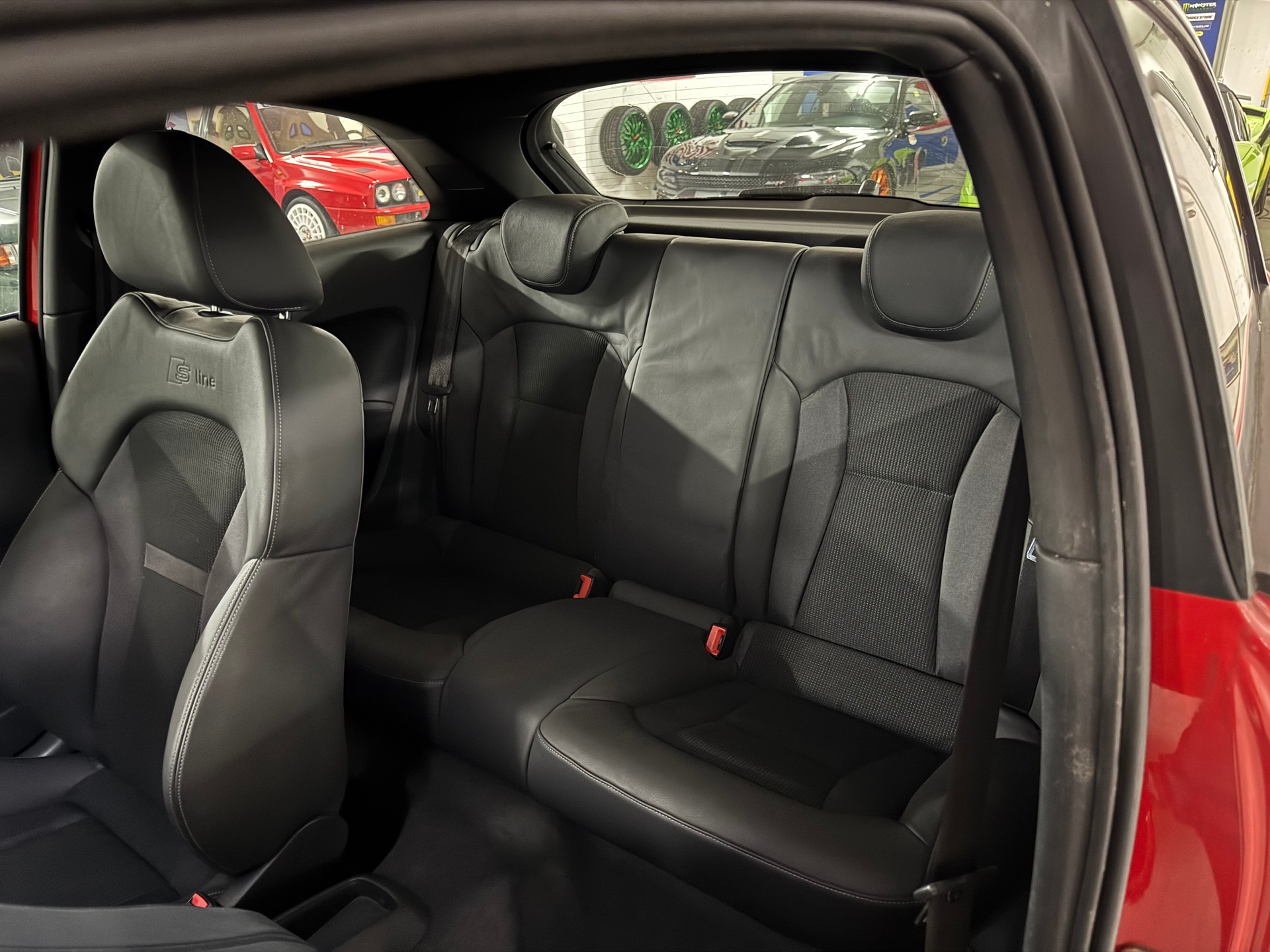 AUDI A1 1.4 TFSI S-Line S-tronic-image-13