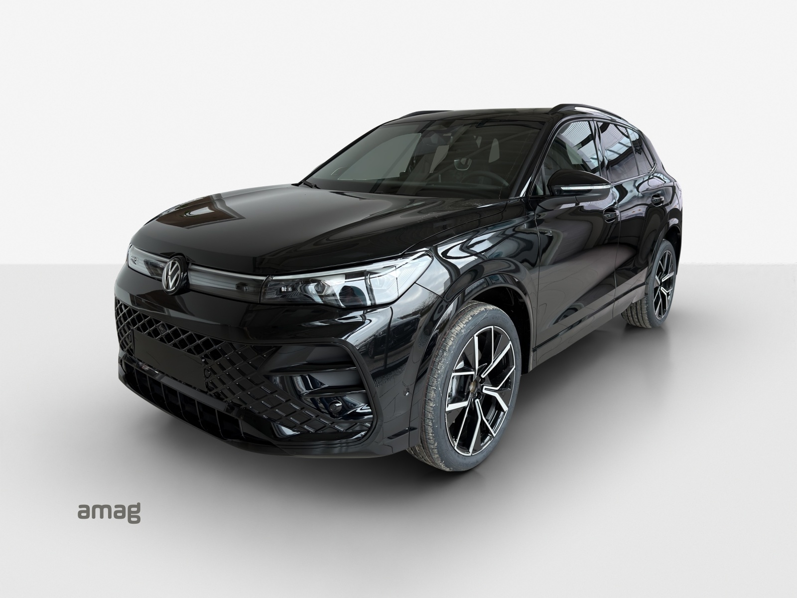 VW Tiguan 2.0 TSI DSG R-Line 4Motion-image-0