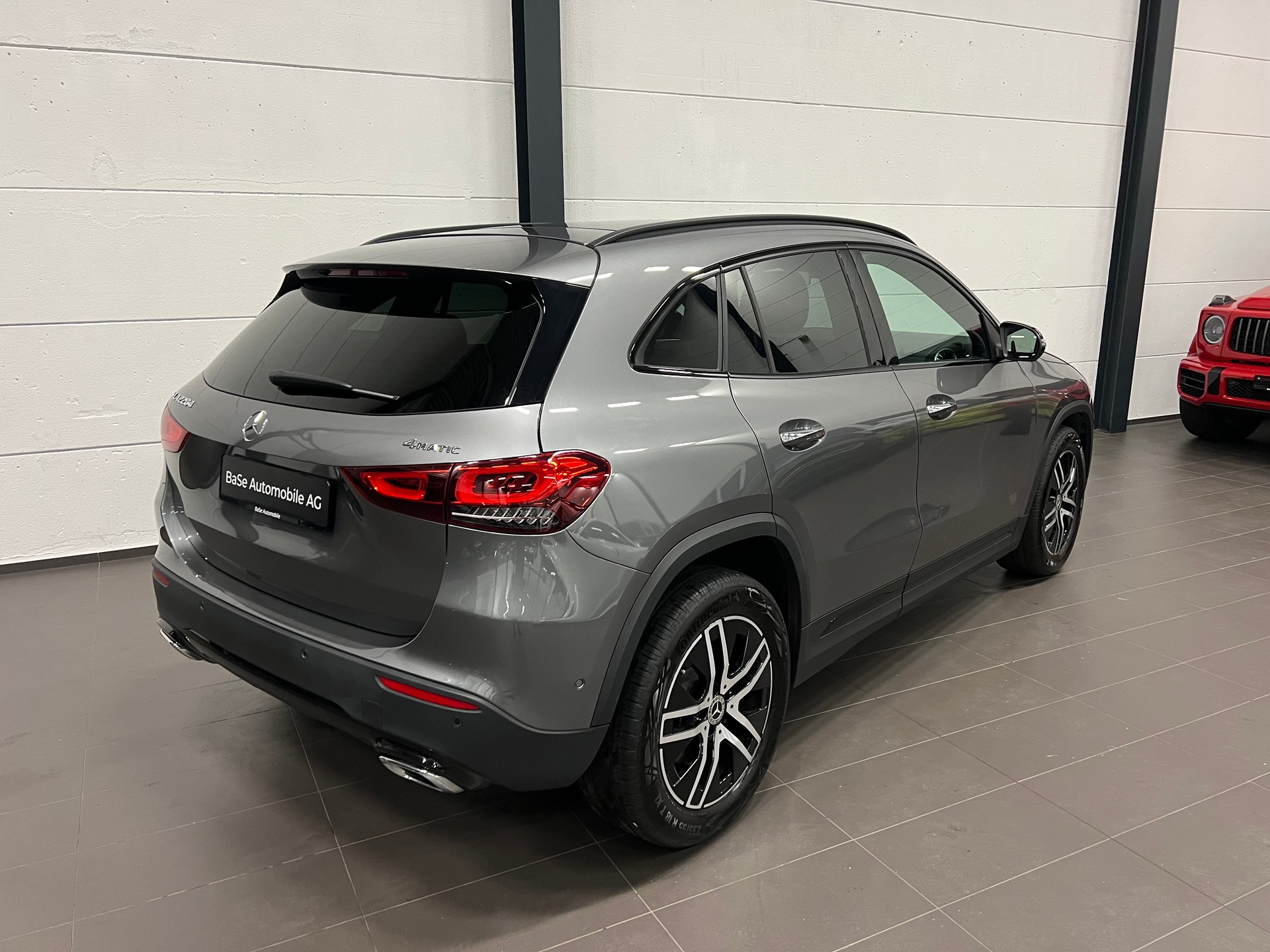 MERCEDES-BENZ GLA 220d 4Matic Progressive 8G-DCT-image-10