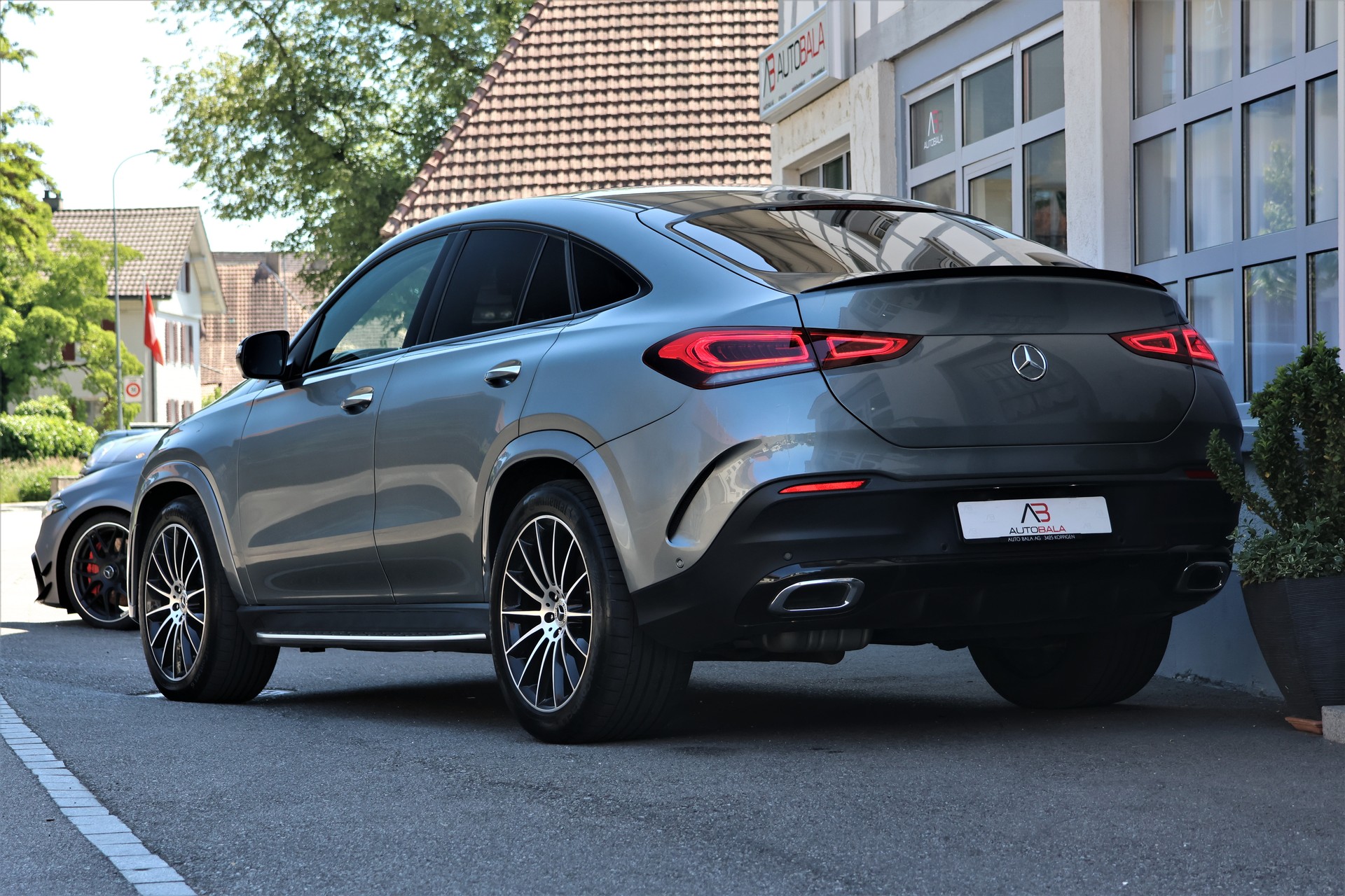 MERCEDES-BENZ GLE Coupé 400 d 4Matic 9G-Tronic (CH)-image-2