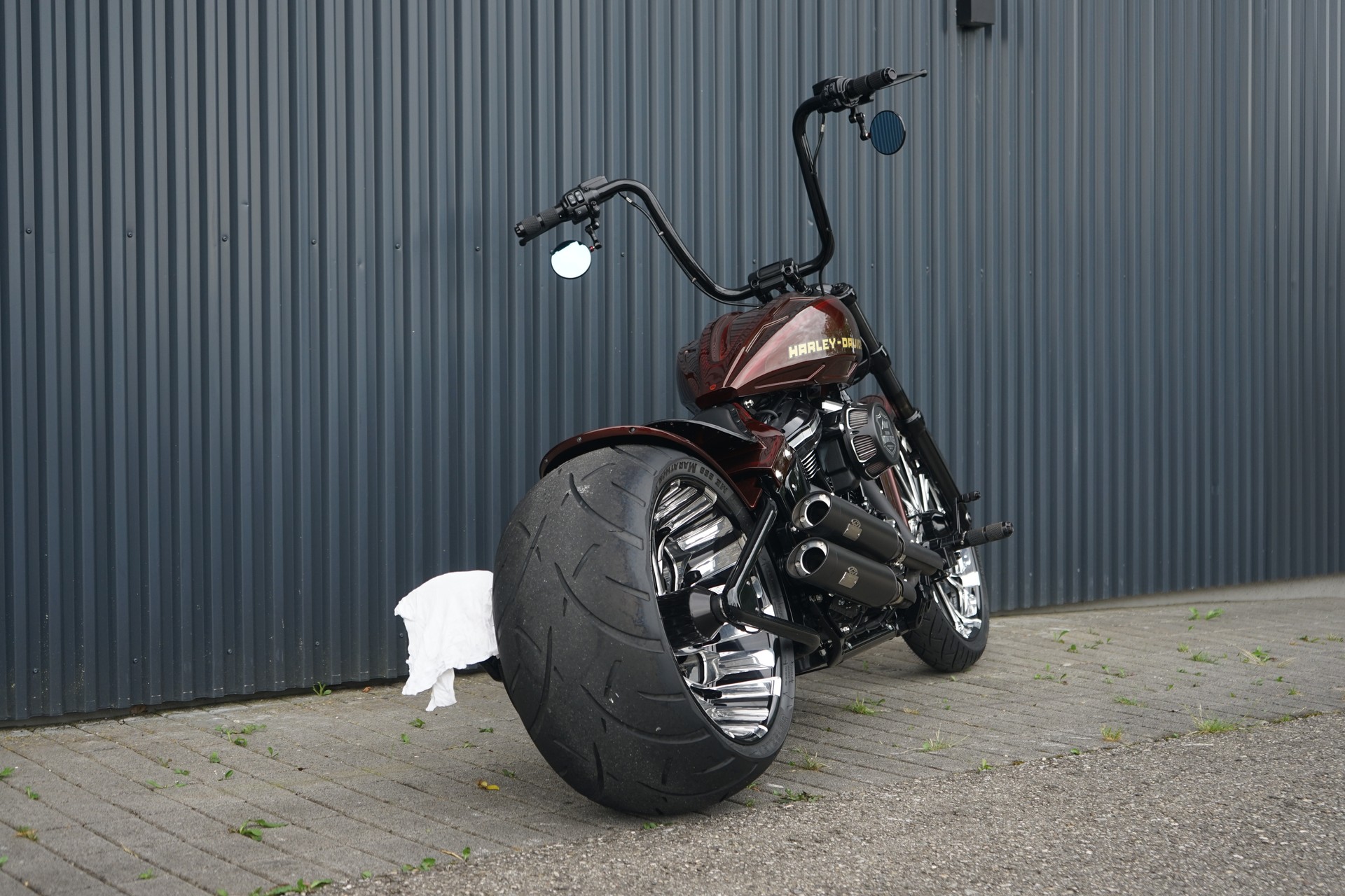 HARLEY-DAVIDSON FXBRS Breakout 114 ABS-showroom-element-3