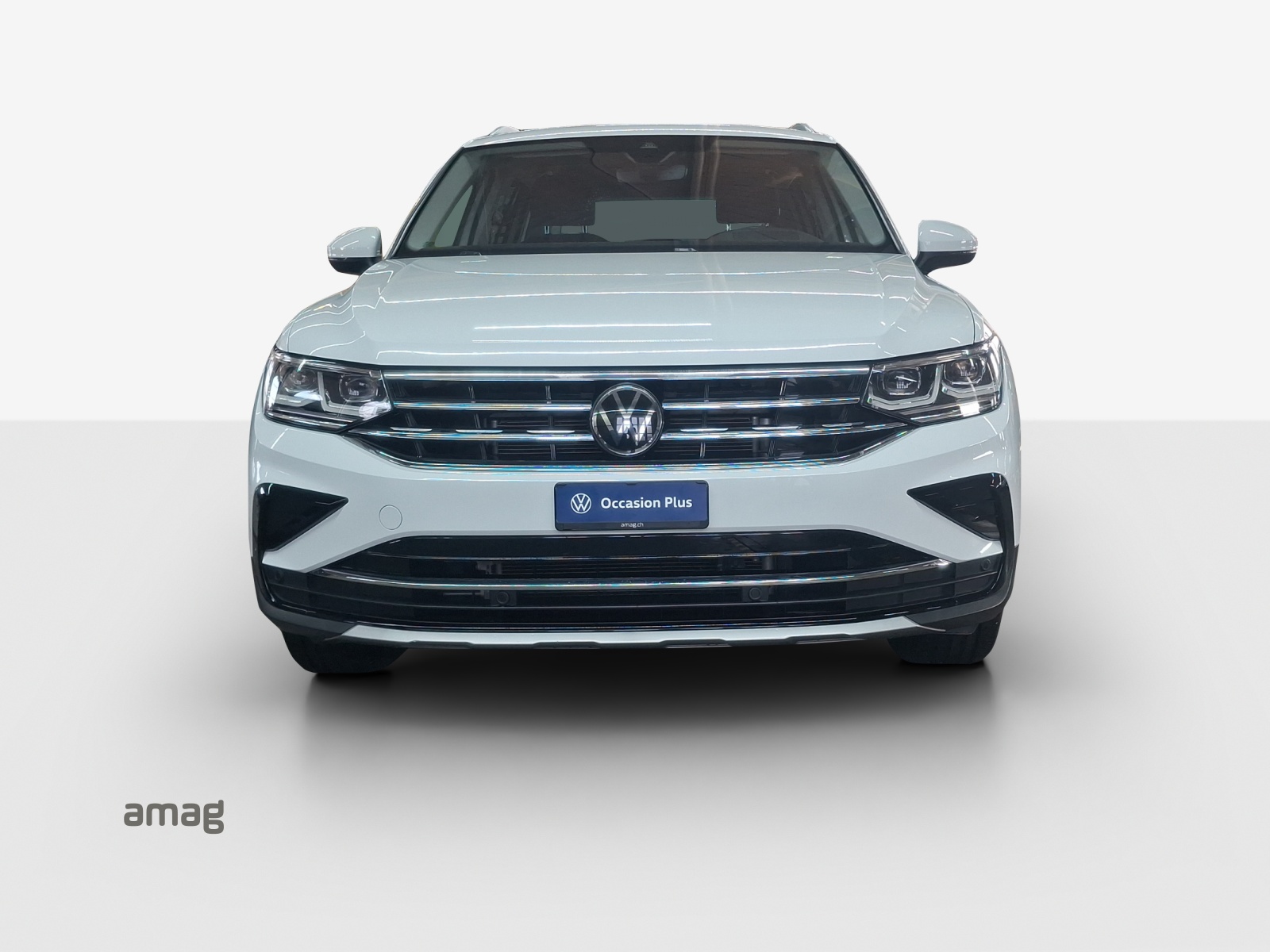 VW Tiguan 2.0 TDI SCR Elegance 4Motion DSG-image-6