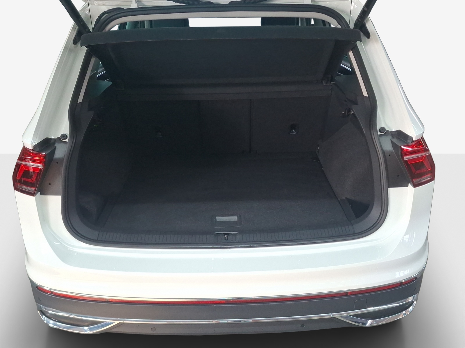 VW Tiguan 2.0 TDI SCR Elegance 4Motion DSG-image-12