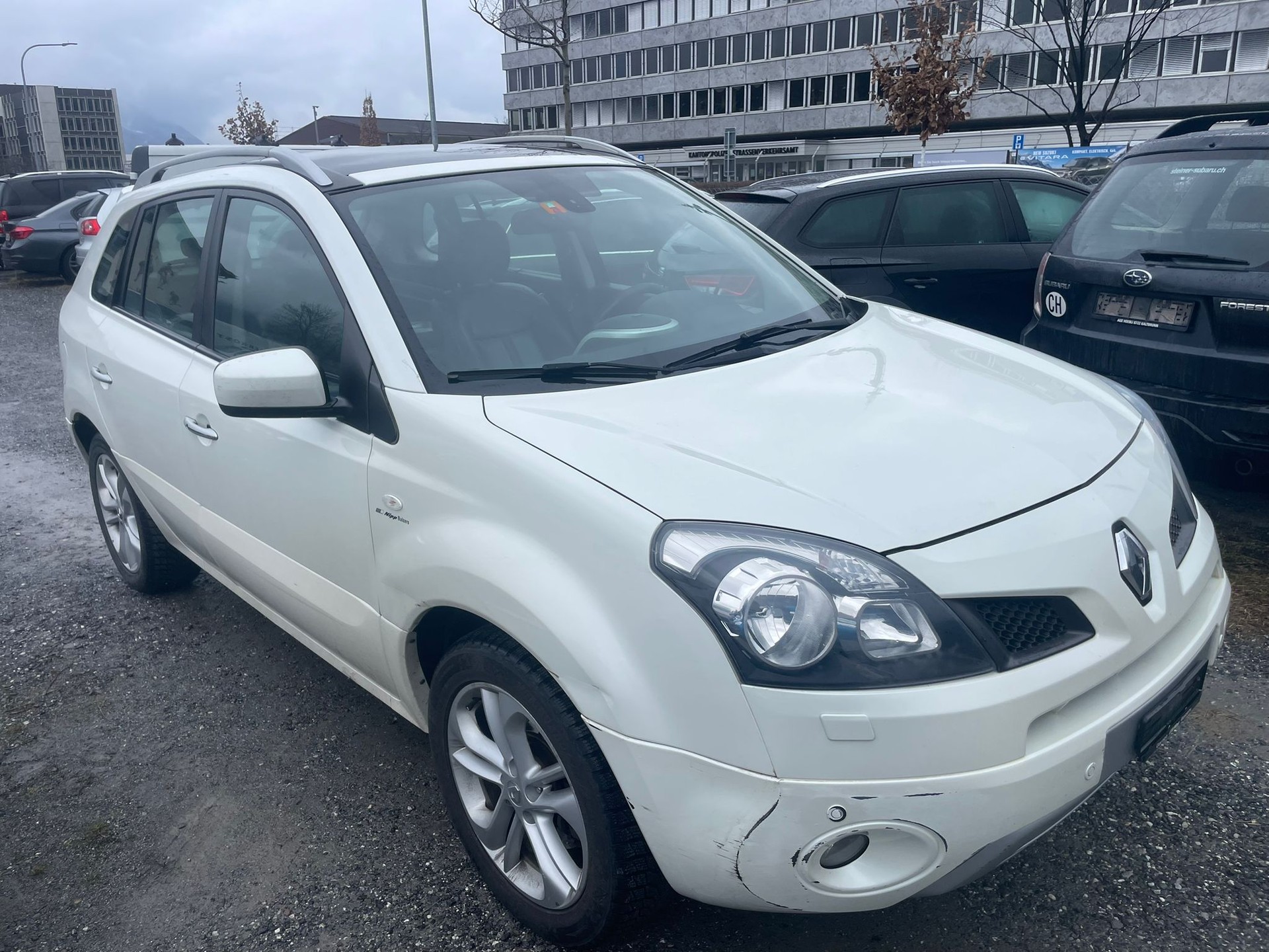 RENAULT Koleos 2.5 Exception 4x4-image-1