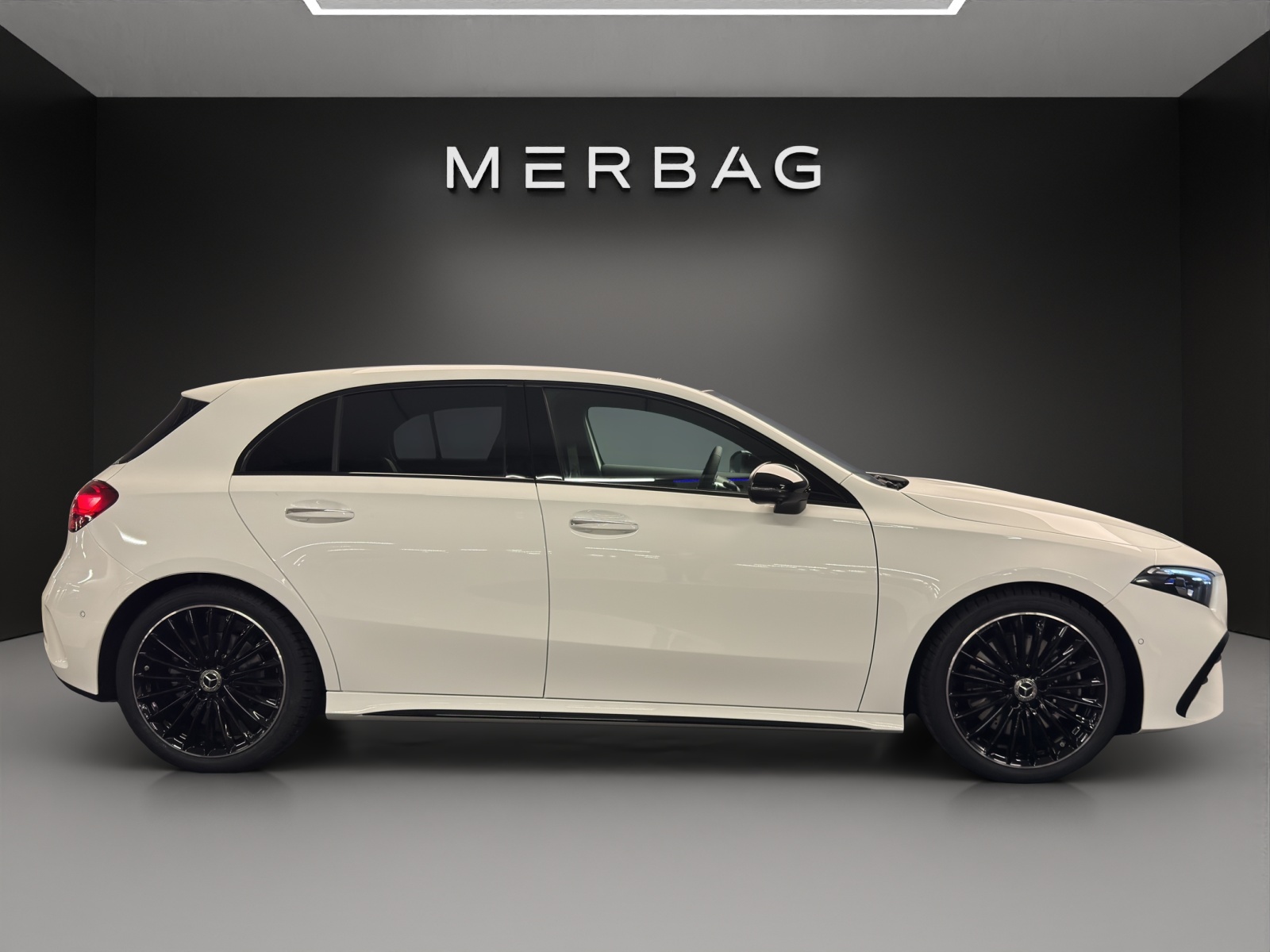 MERCEDES-BENZ A 250 4Matic 8G-DCT-image-7