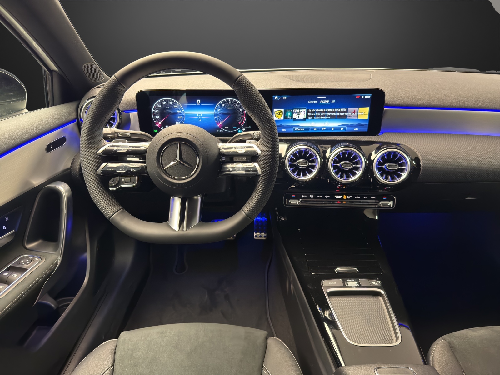 MERCEDES-BENZ A 250 4Matic 8G-DCT-image-14