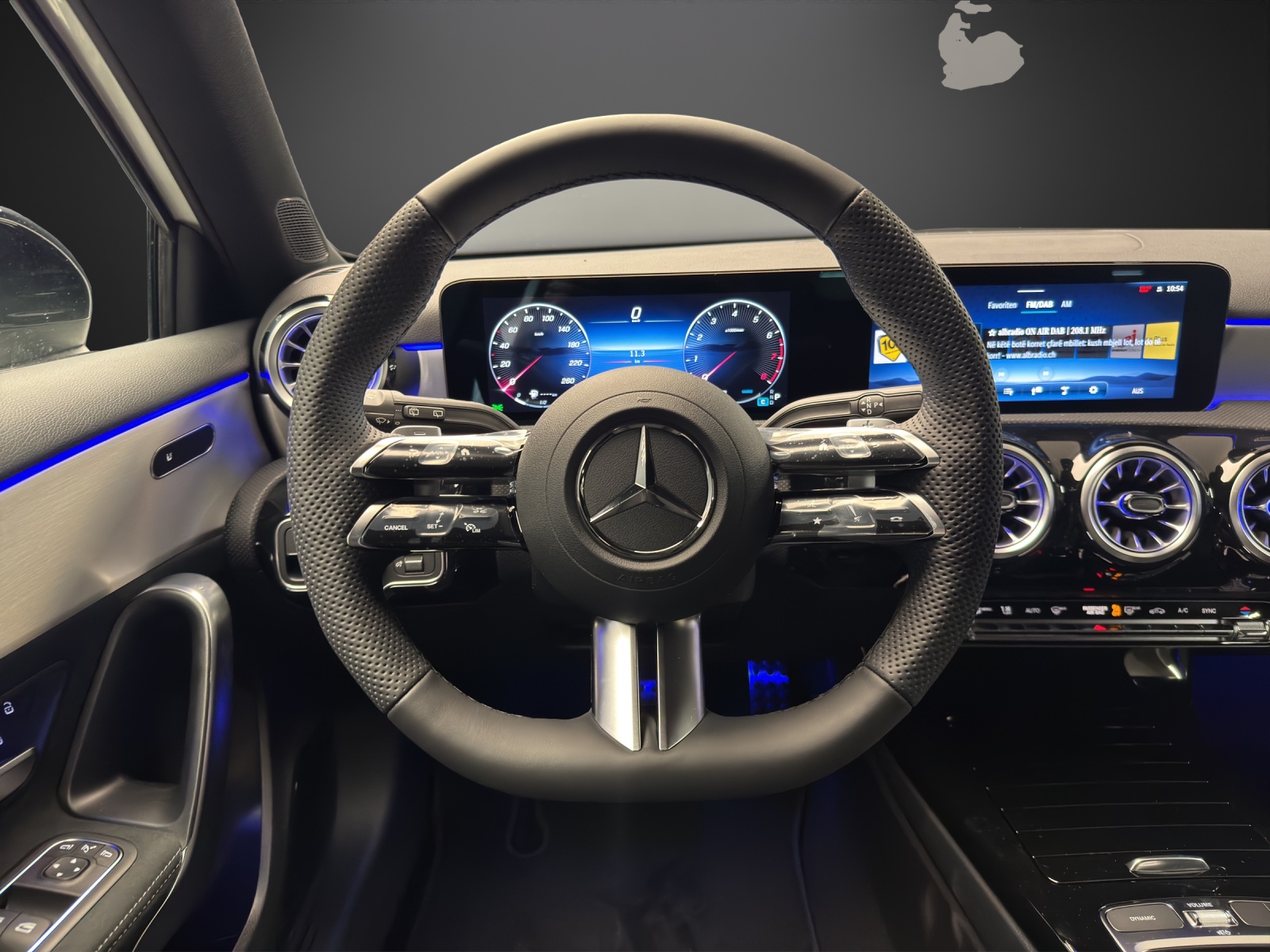 MERCEDES-BENZ A 250 4Matic 8G-DCT-image-13