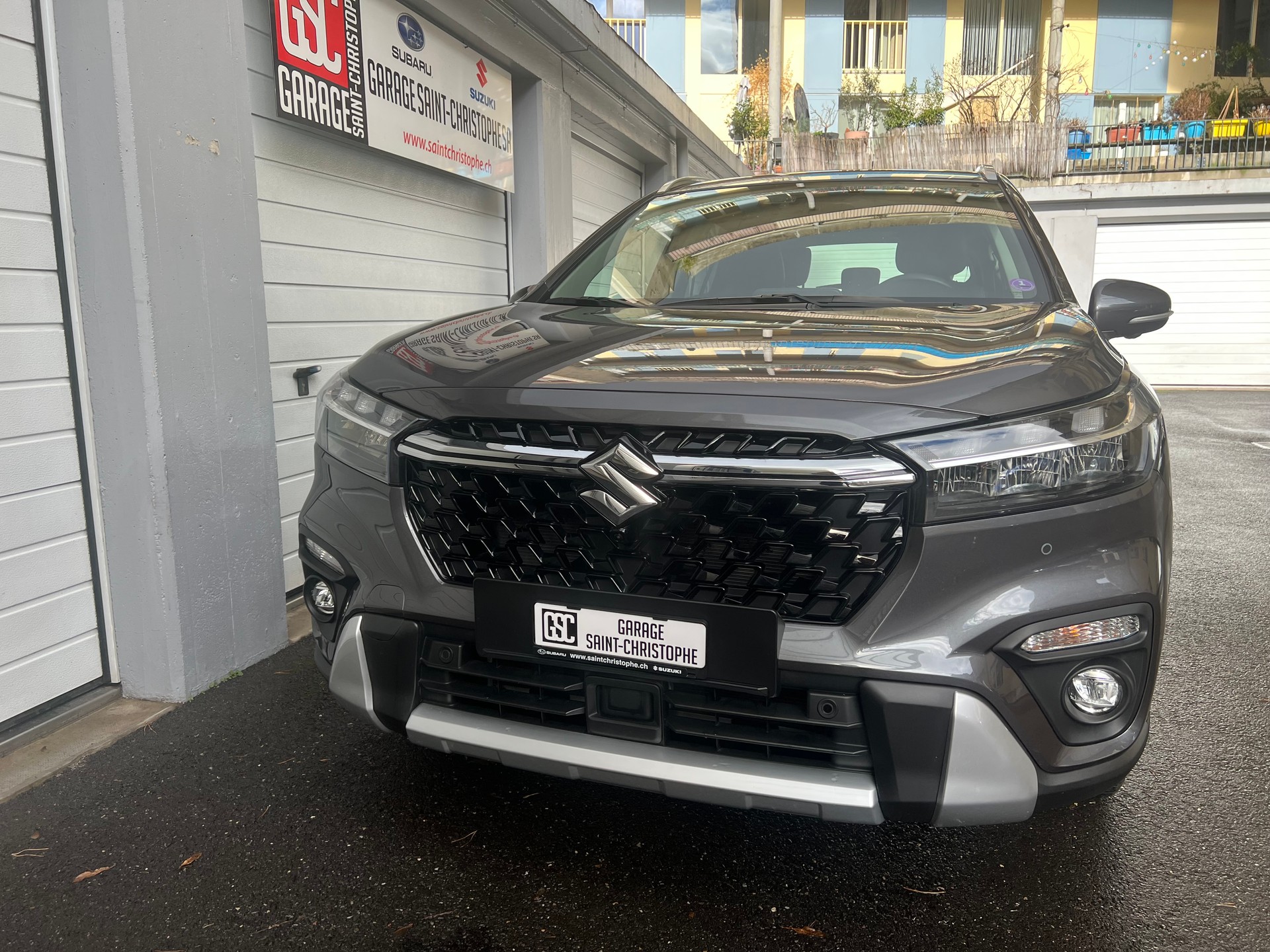 SUZUKI S-Cross 1.5 Compact Top Hybrid-image-3