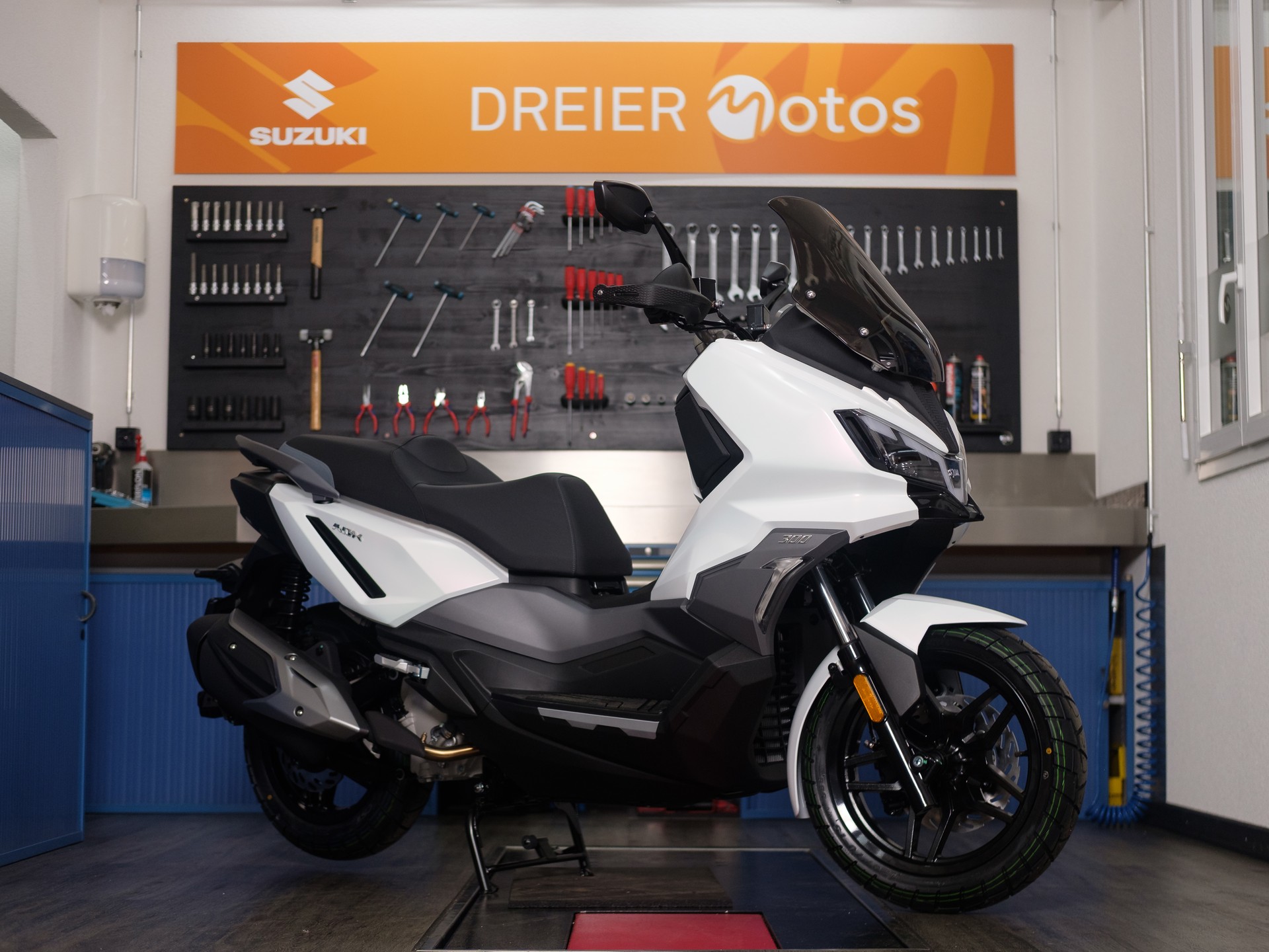SYM ADX 300