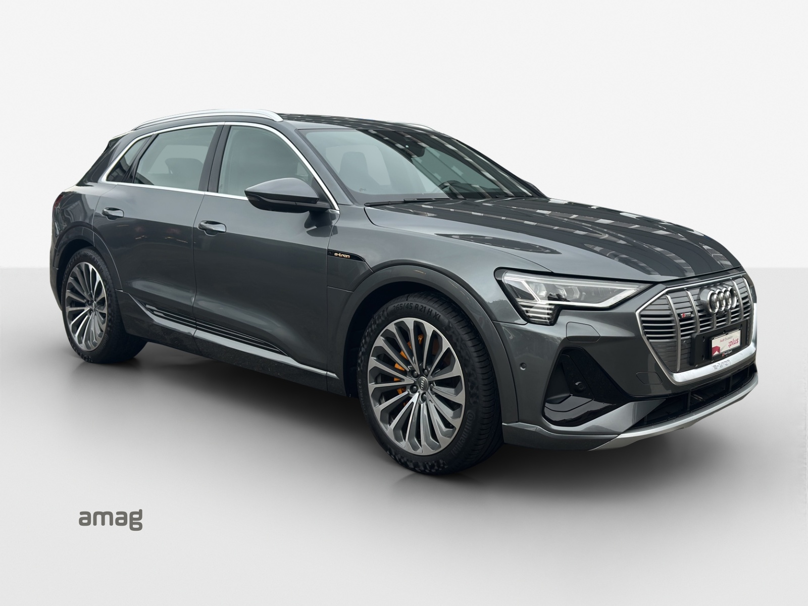 AUDI e-tron 55 S Line quattro-image-6