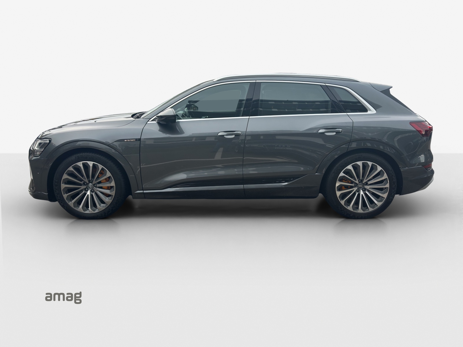 AUDI e-tron 55 S Line quattro-image-1