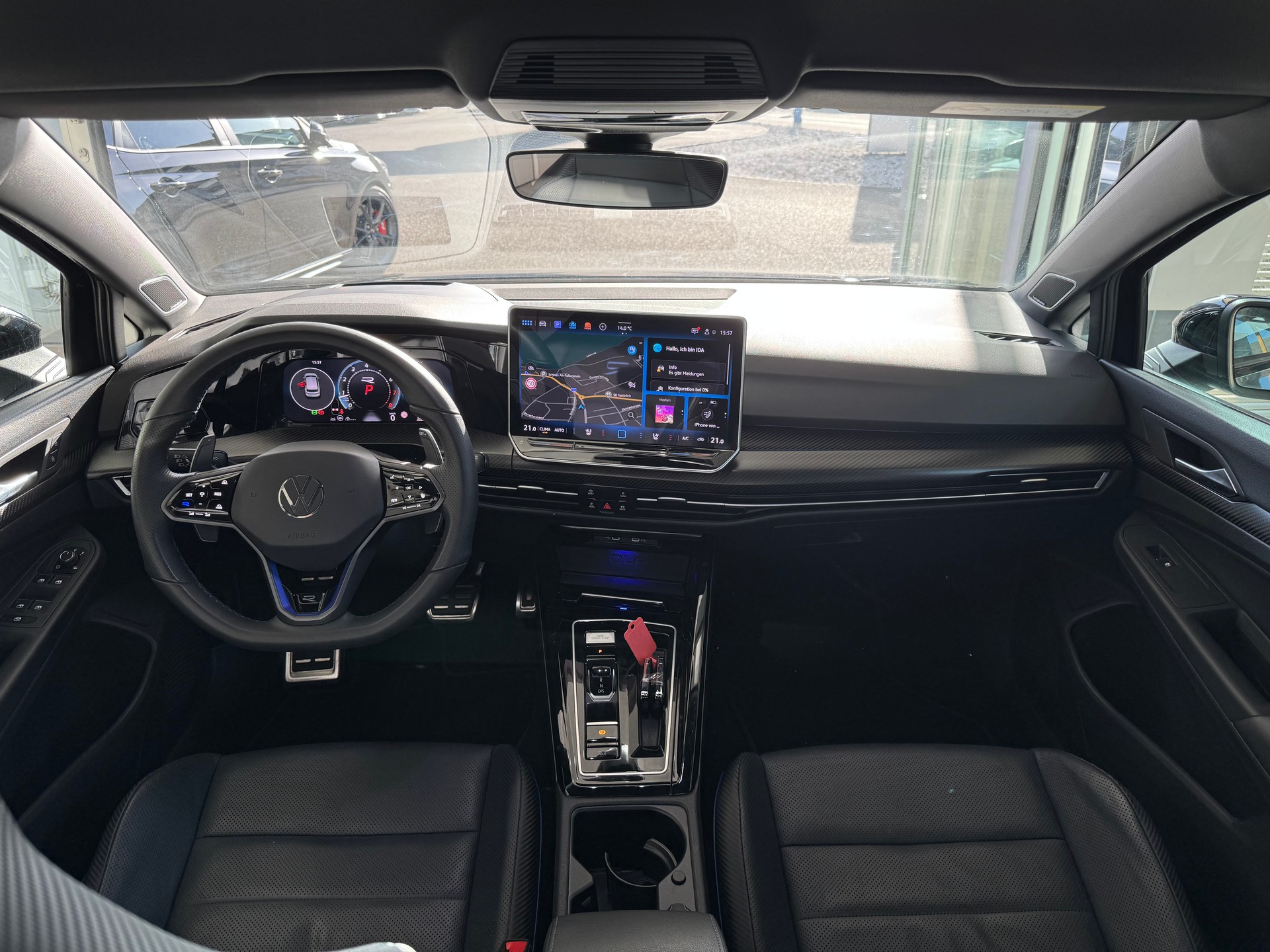 VW Golf 2.0 TSI R Black Edition DSG 4 Motion-image-13