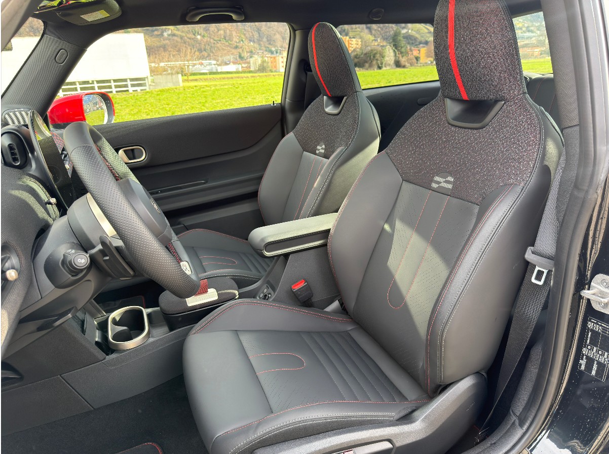 MINI John Cooper Works-image-9