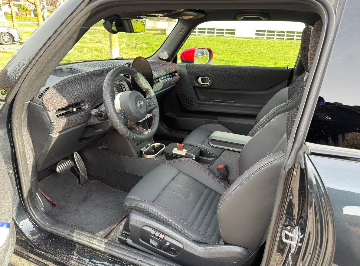MINI John Cooper Works-image-7