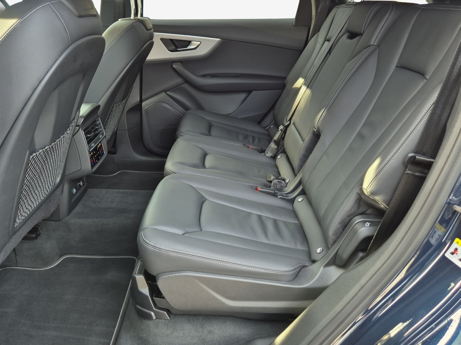 AUDI Q7 45 TDI quattro S Line tiptronic-image-11