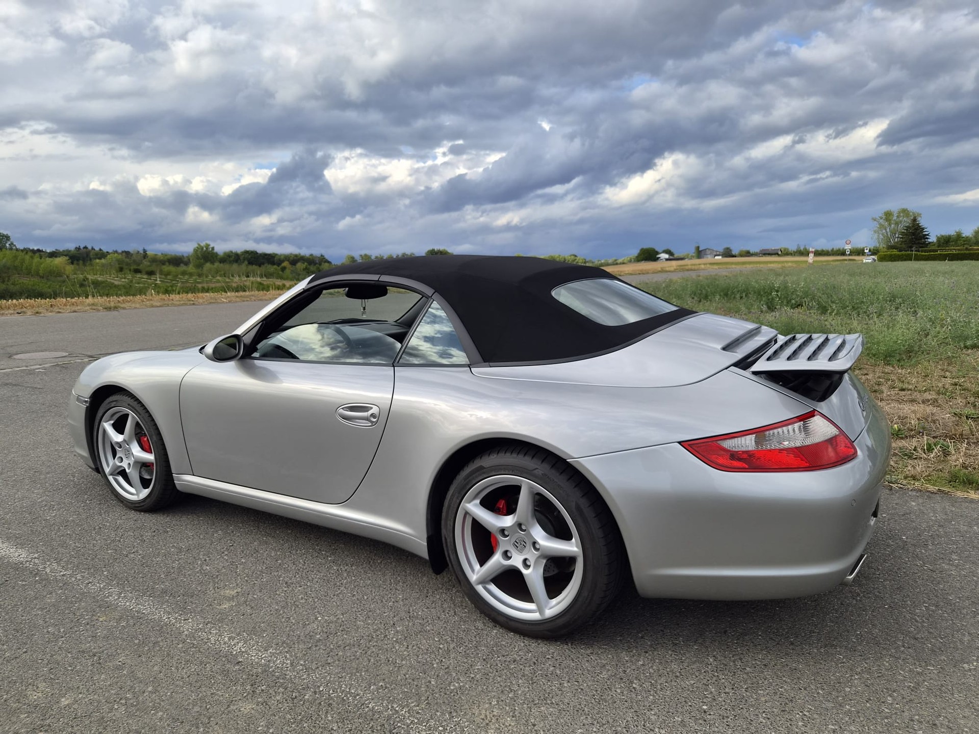 PORSCHE 911 Carrera 3.6 Cabriolet-image-3