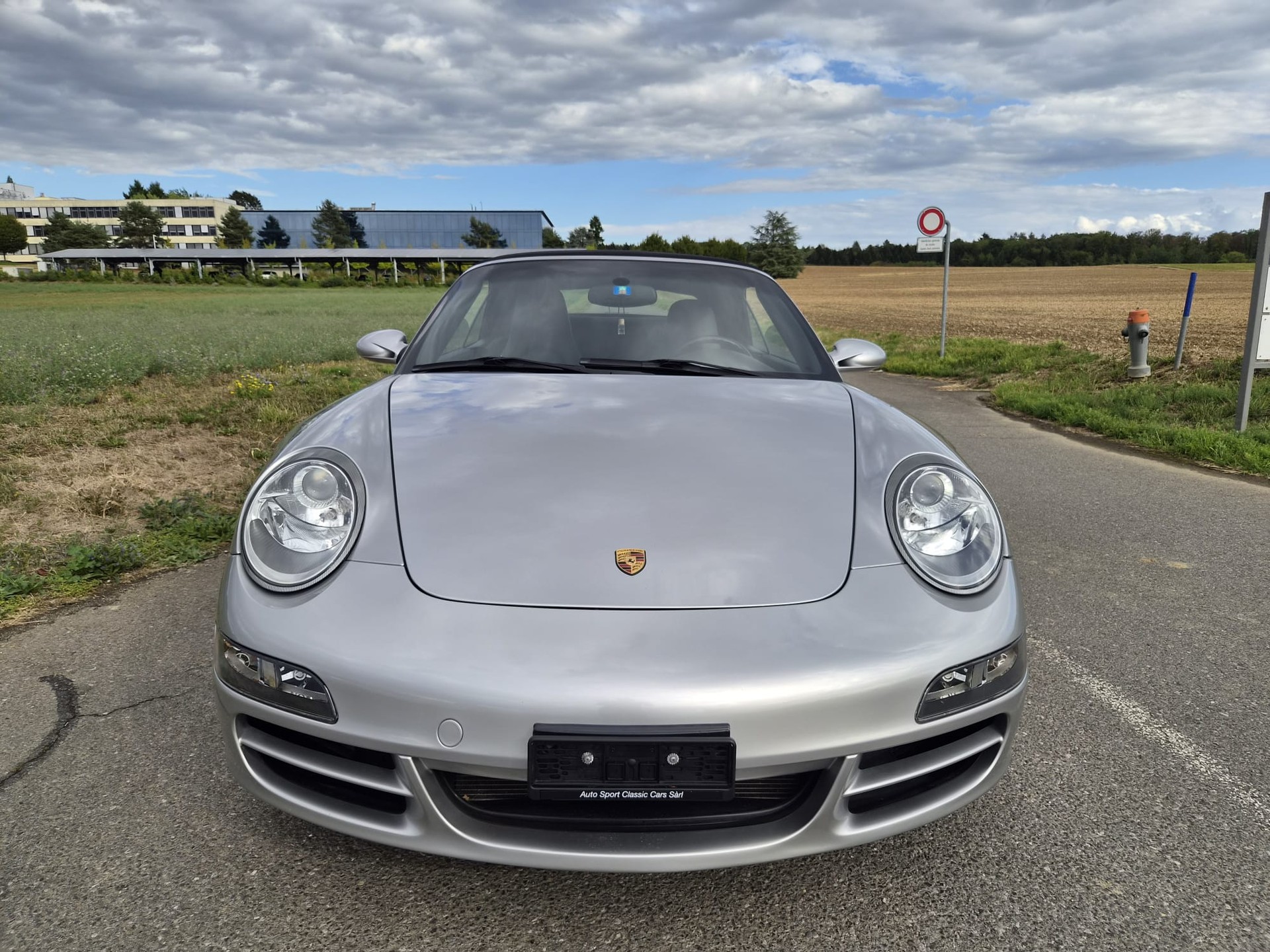 PORSCHE 911 Carrera 3.6 Cabriolet-image-1