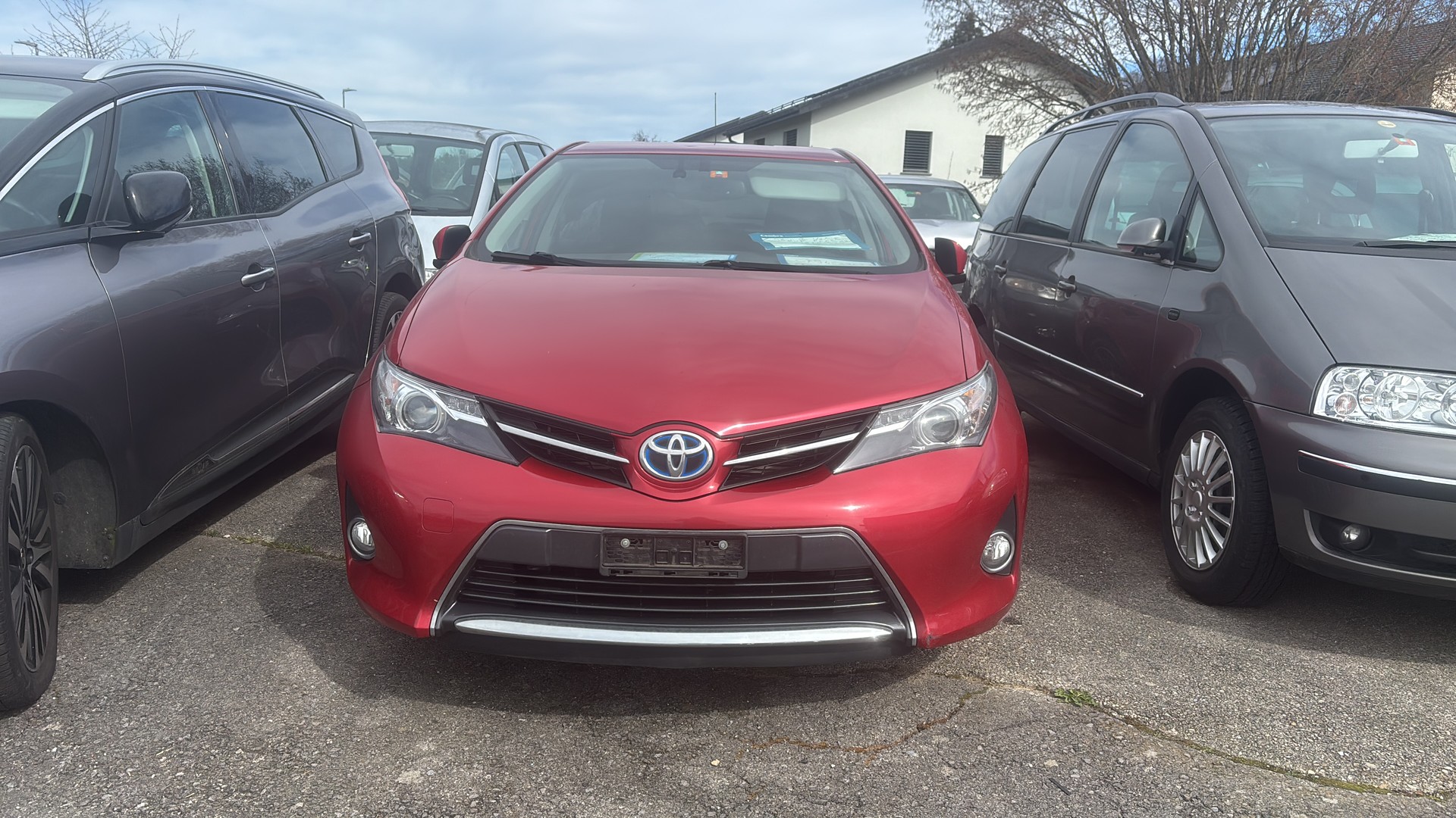 TOYOTA Auris 1.8 16V HSD Linea Luna
