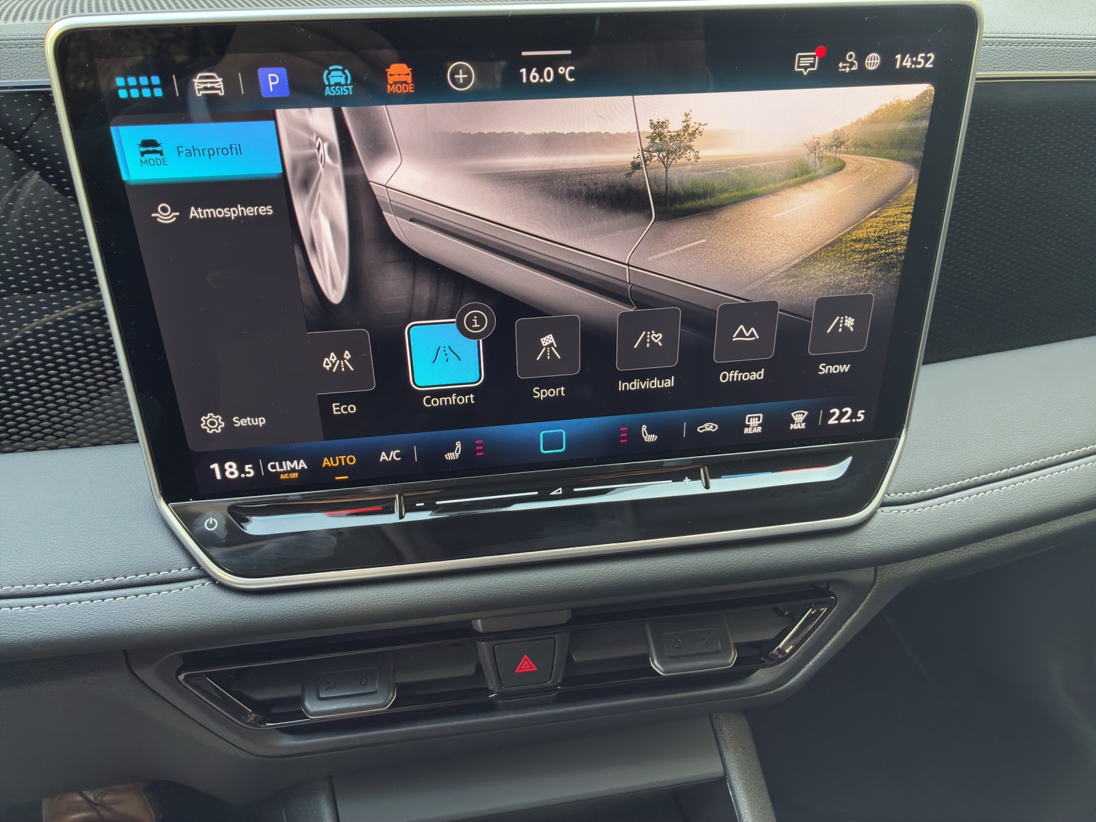VW Tiguan 2.0 TSI DSG United 4Motion-image-12
