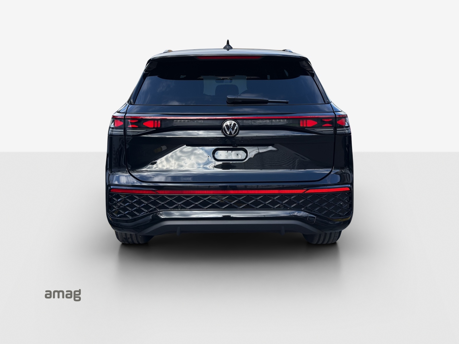 VW Tayron 2.0 TSI R-Line DSG 4Motion-image-3