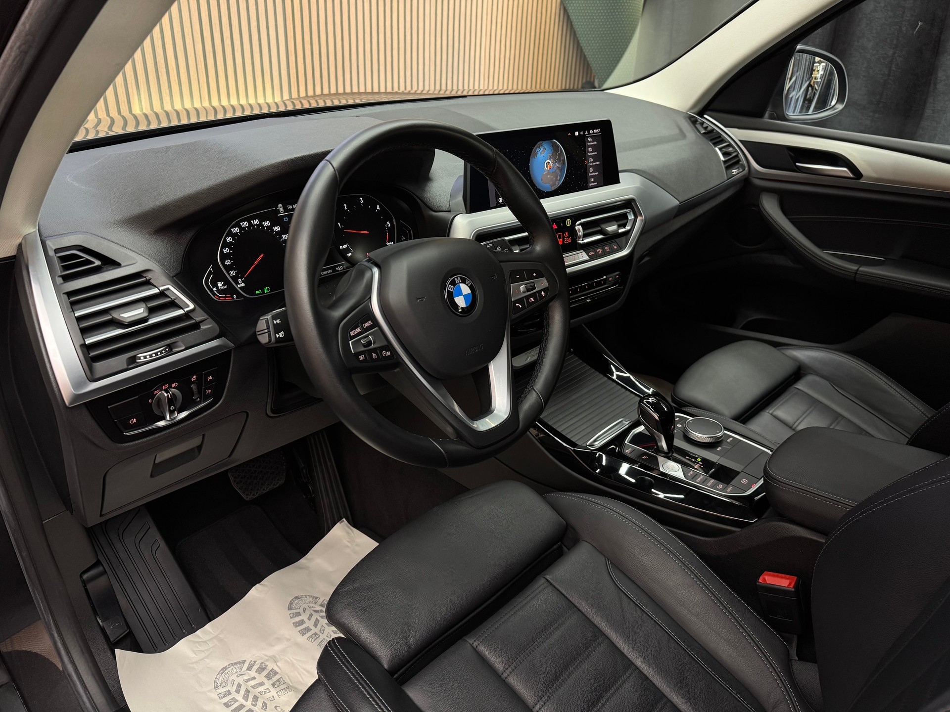 BMW X3 20d xDrive *ab CHF 319.-/ Monat*-image-8