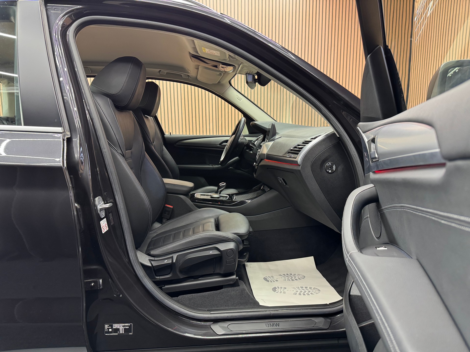 BMW X3 20d xDrive *ab CHF 319.-/ Monat*-image-12