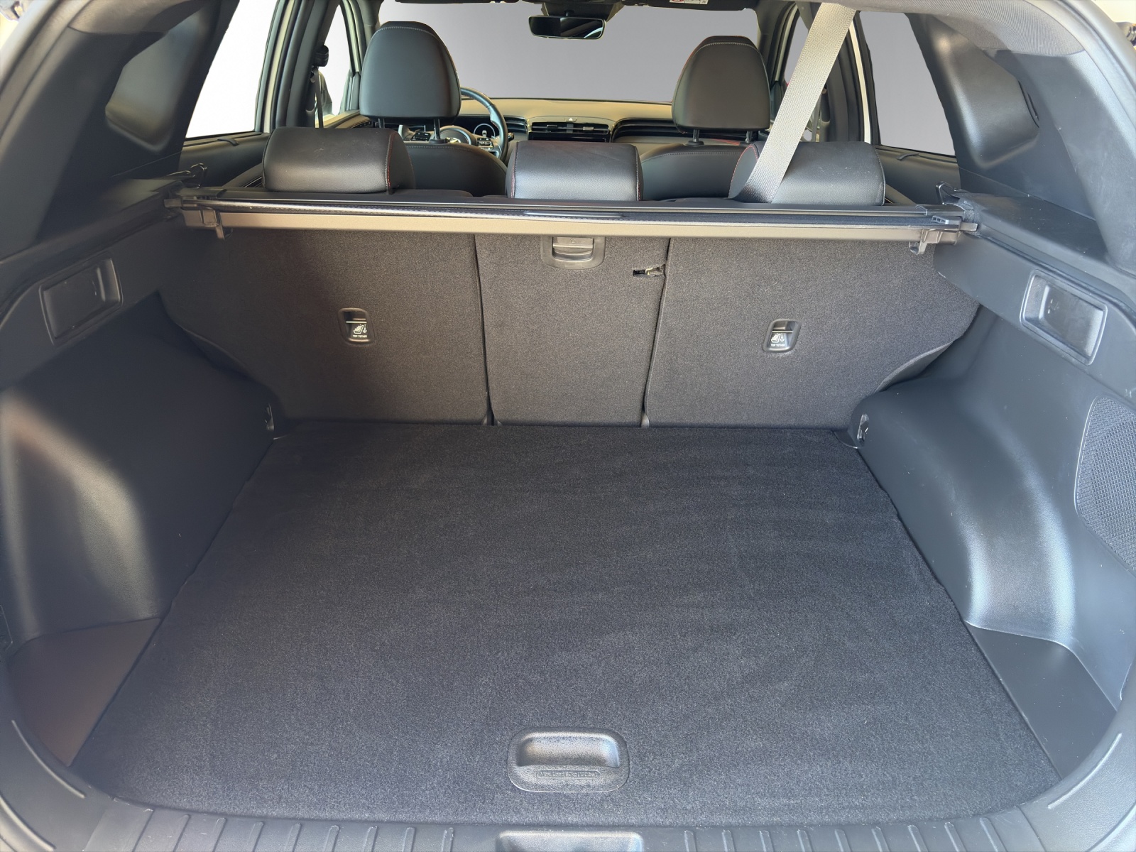 HYUNDAI Tucson 1.6HEV NLi LUX 4WD-image-10