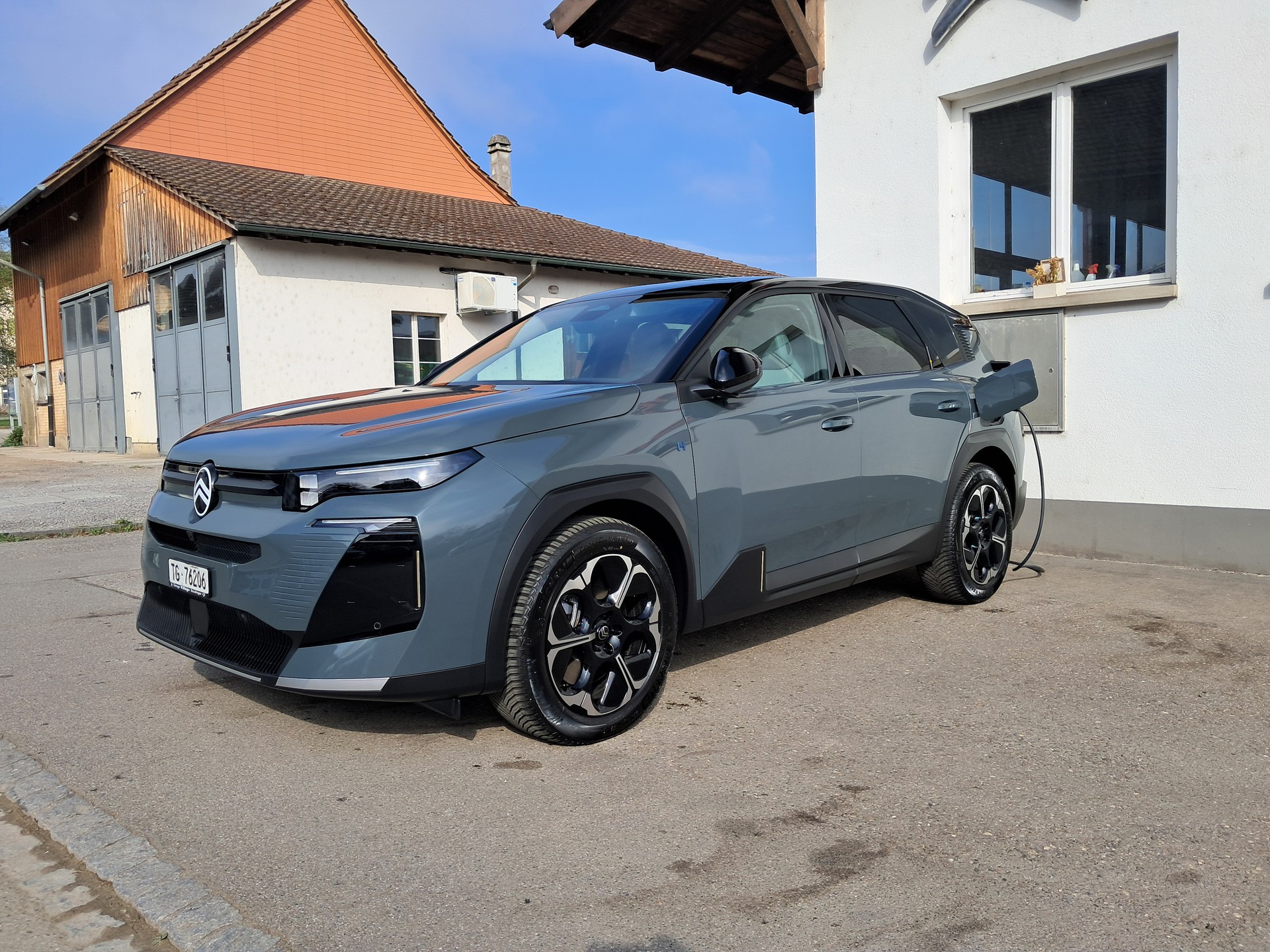 CITROEN C5 Aircross Plug-In Hybrid MAX-image-4
