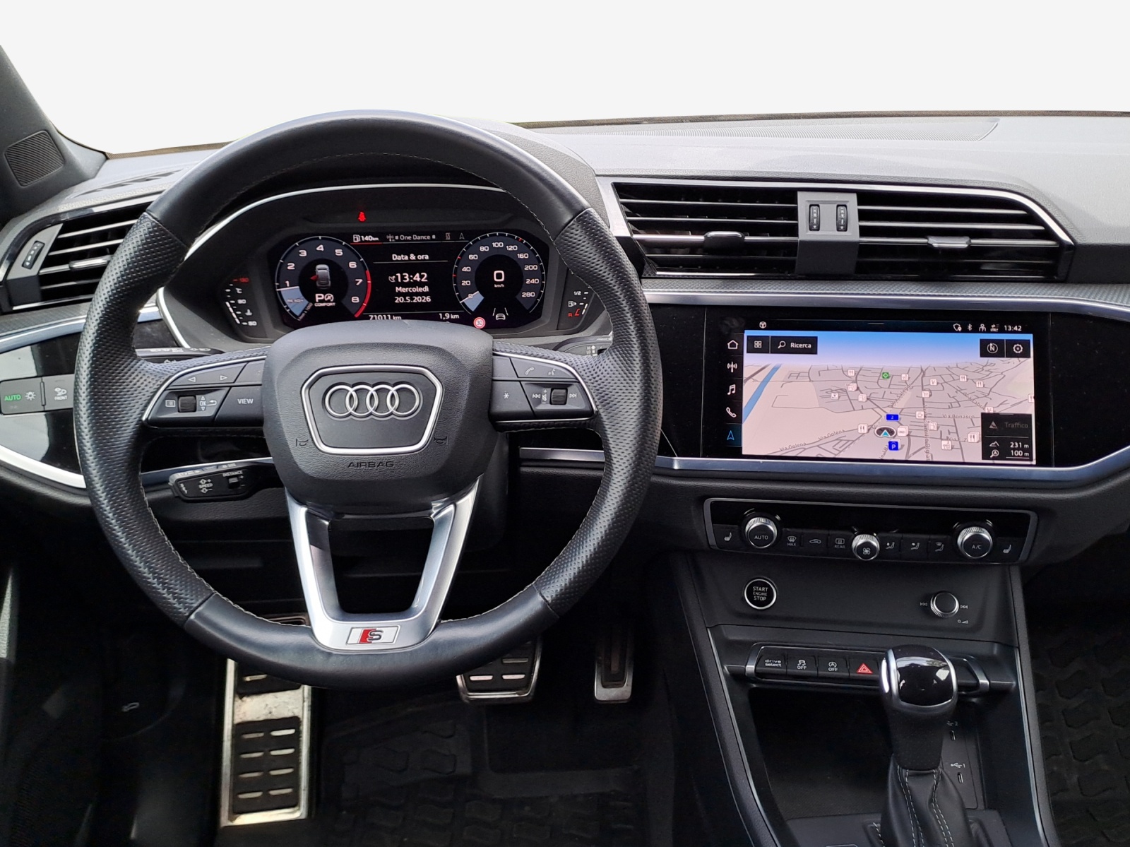 AUDI Q3 Sportback 35 TFSI S line Attraction S-tronic-image-8