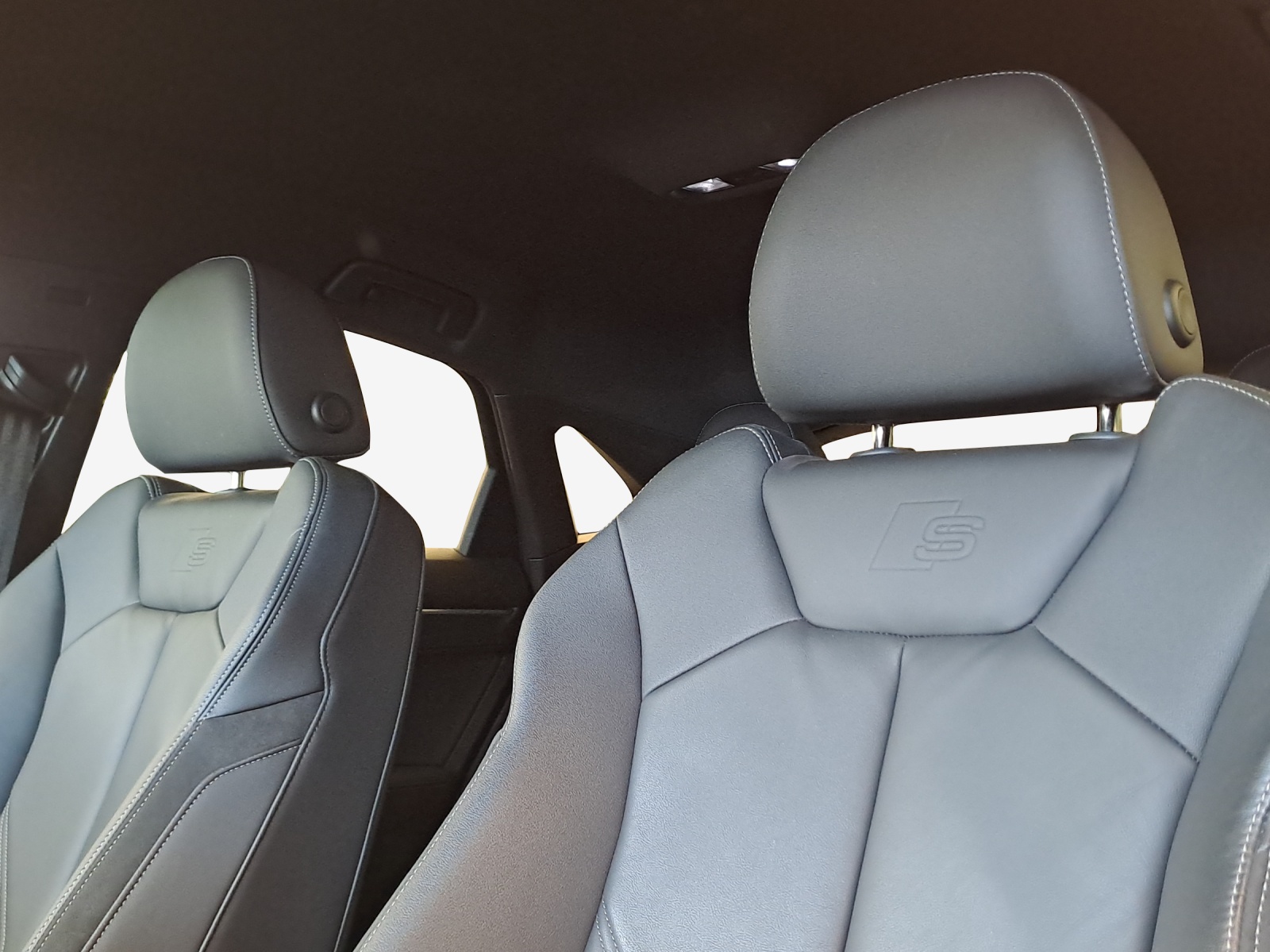 AUDI Q3 Sportback 35 TFSI S line Attraction S-tronic-image-14