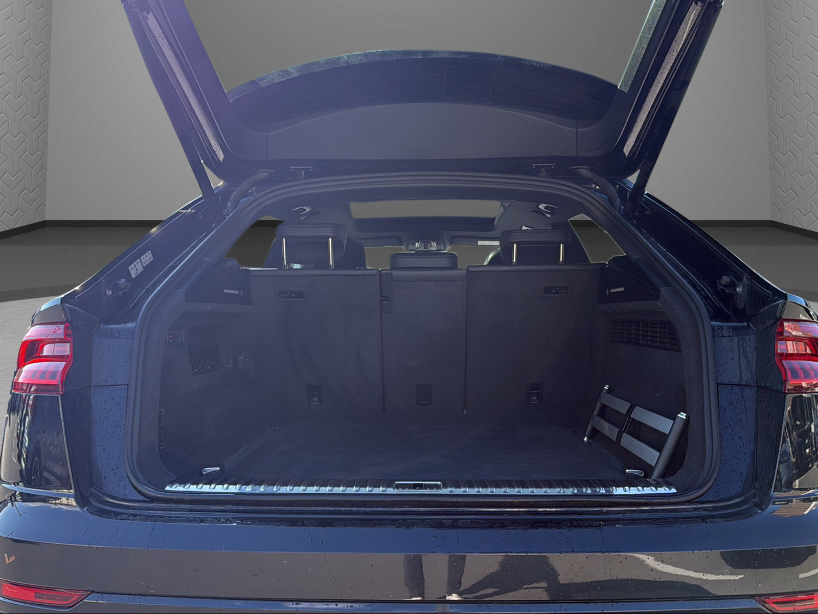AUDI Q8 50 TDI quattro tiptronic-image-9