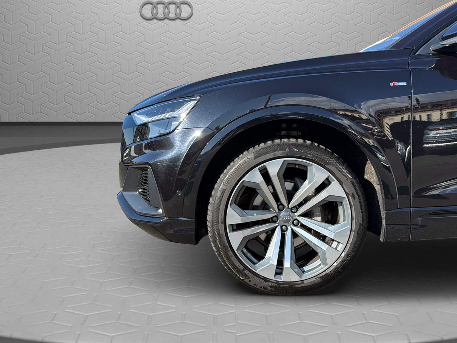 AUDI Q8 50 TDI quattro tiptronic-image-8