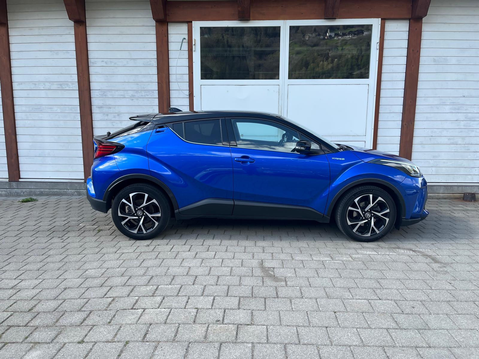 TOYOTA C-HR 1.8 HSD CVT Trend-image-1