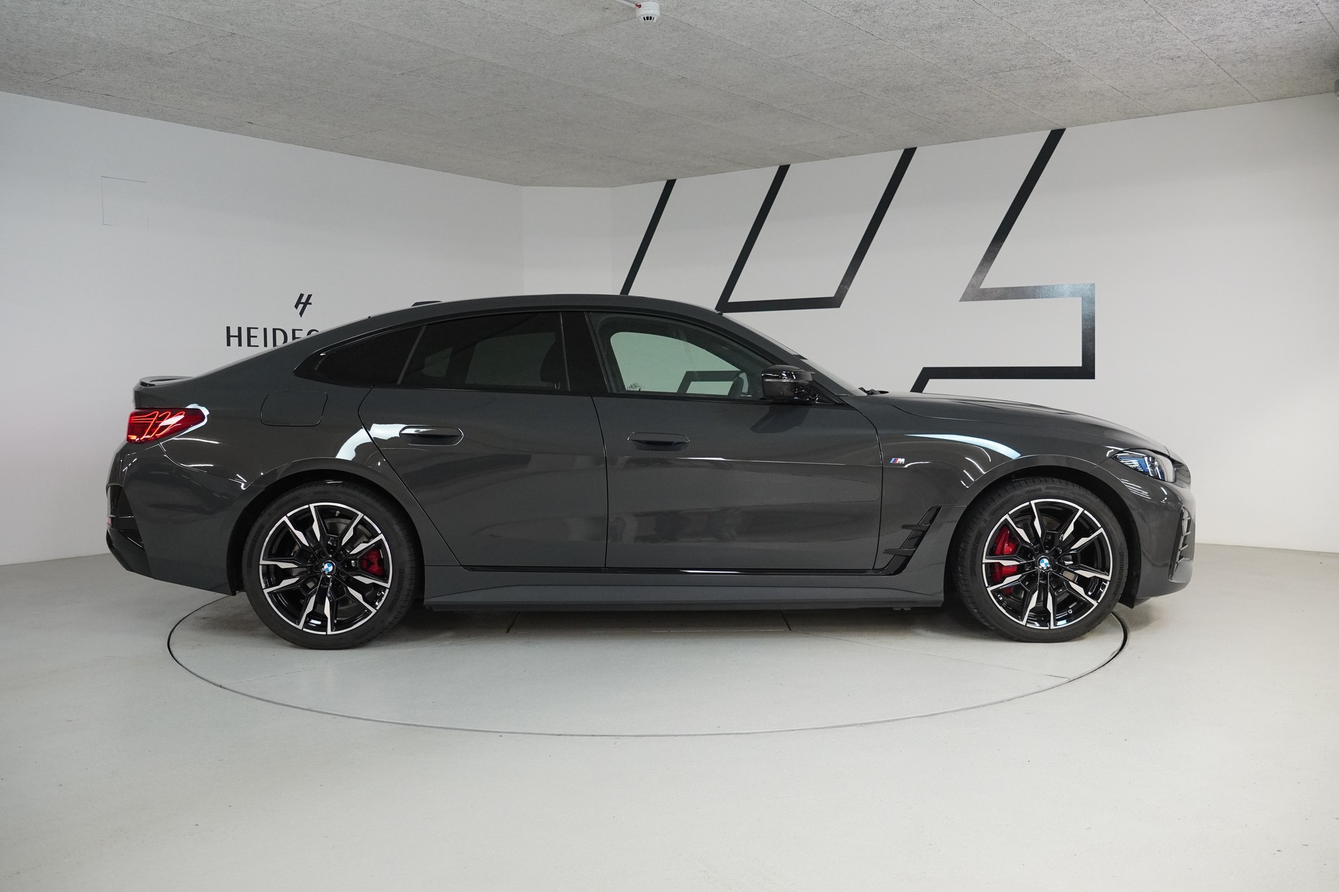 BMW i4 M60 M Sport Pro-image-8