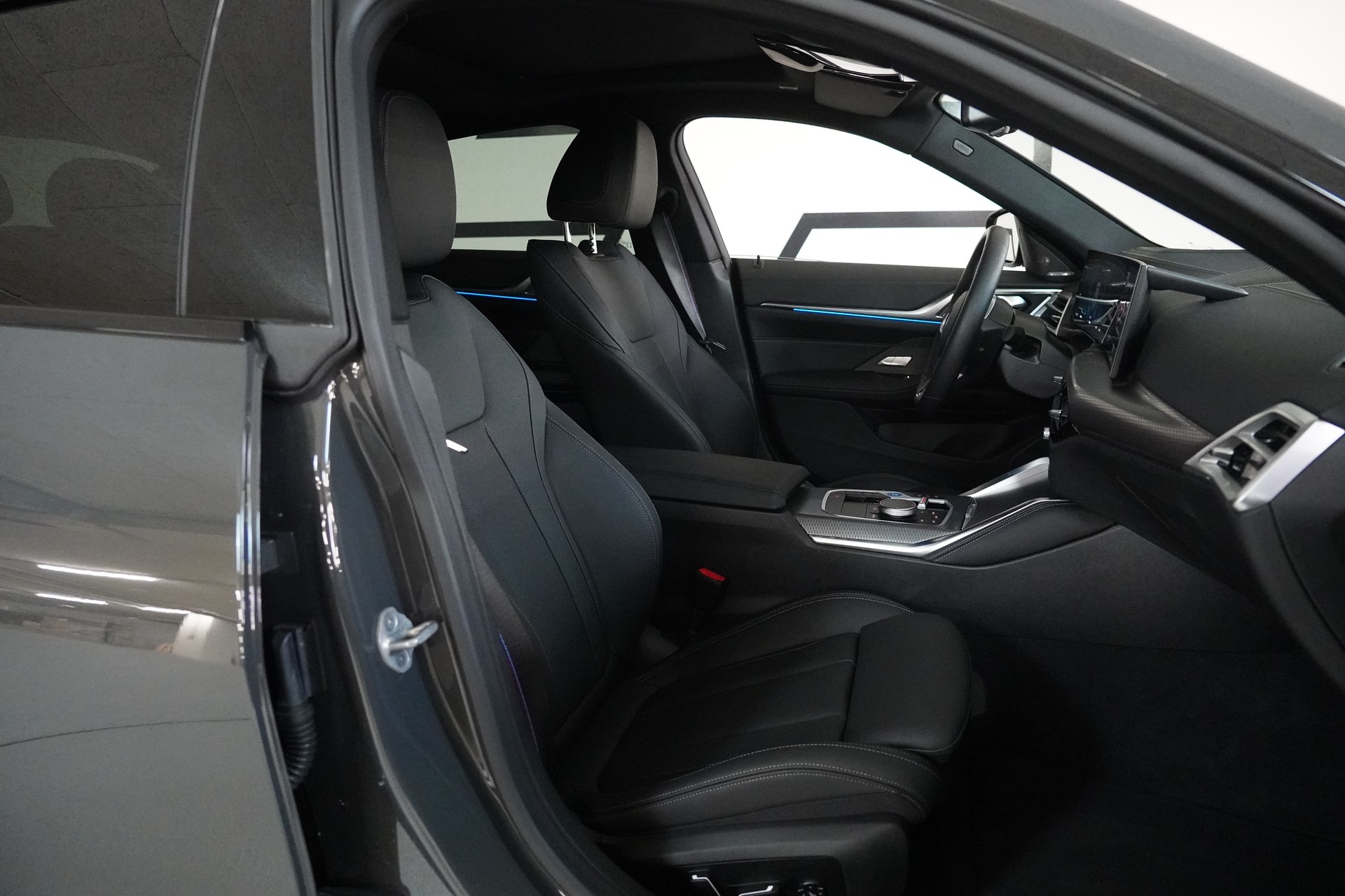 BMW i4 M60 M Sport Pro-image-15
