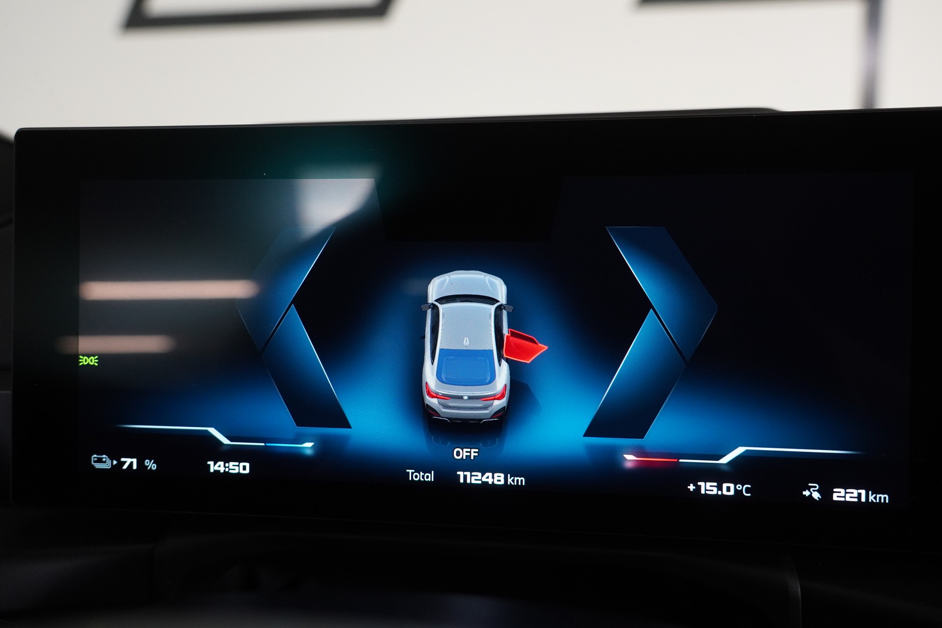 BMW i4 M60 M Sport Pro-image-22