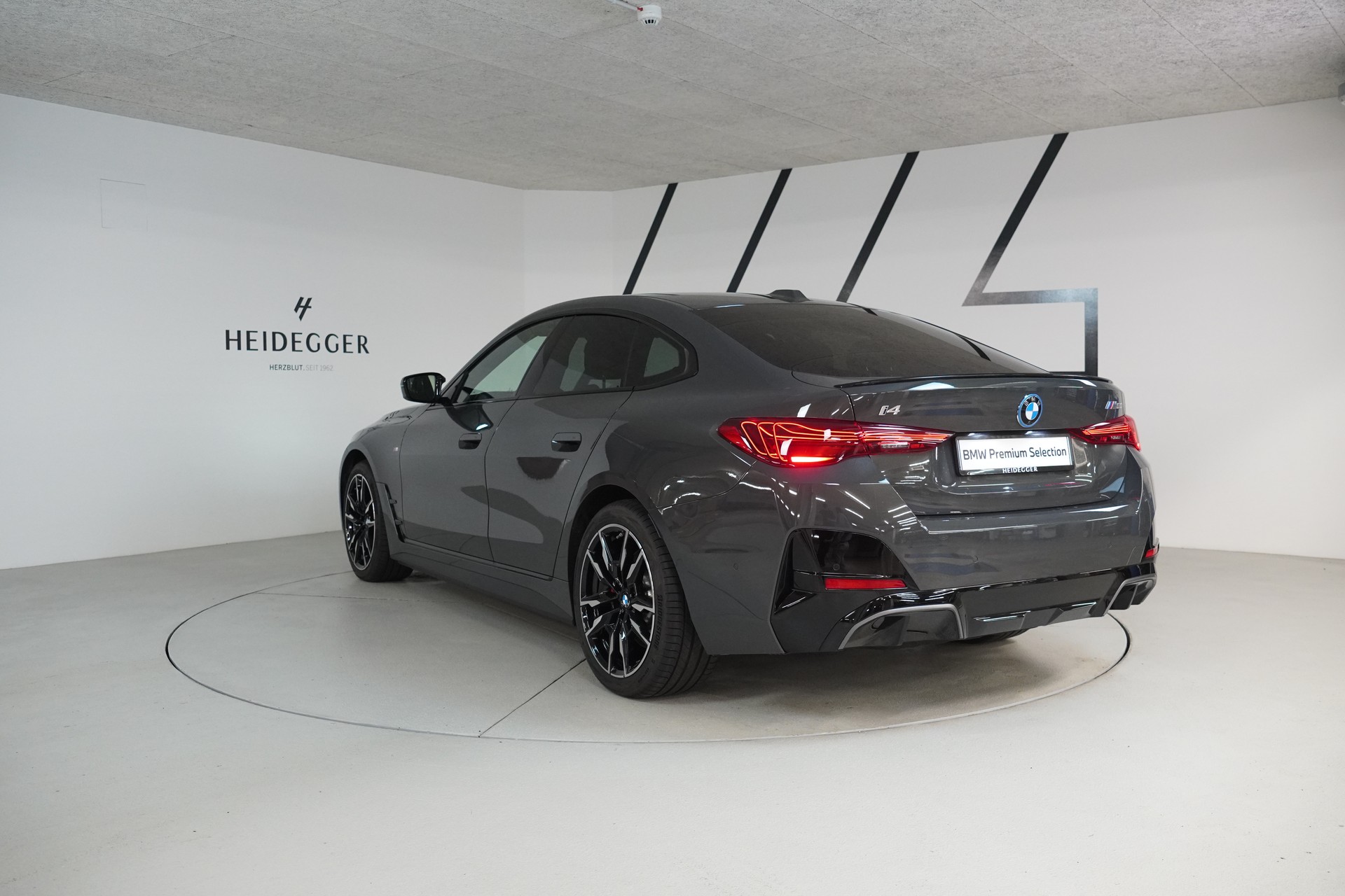 BMW i4 M60 M Sport Pro-image-5