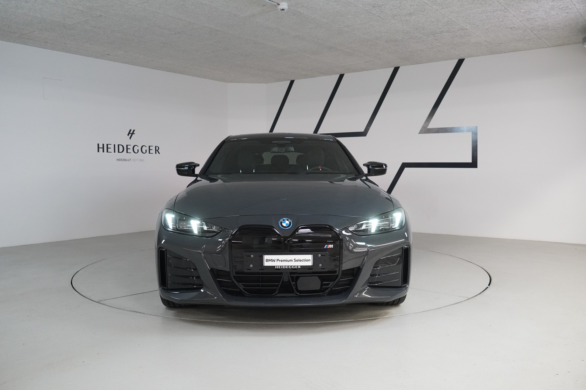 BMW i4 M60 M Sport Pro-image-2
