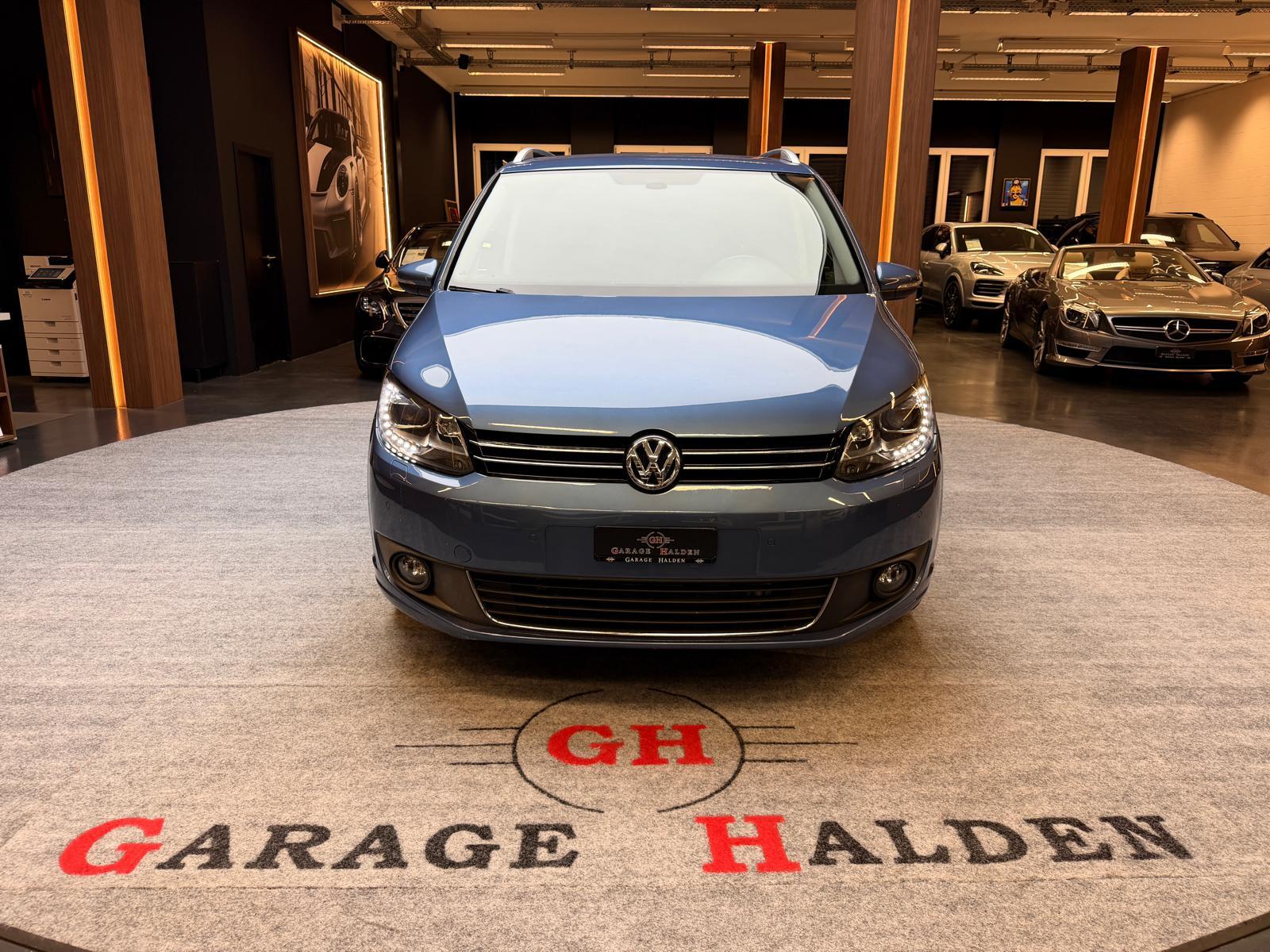 VW Touran 2.0 TDI 140 Highline-image-1
