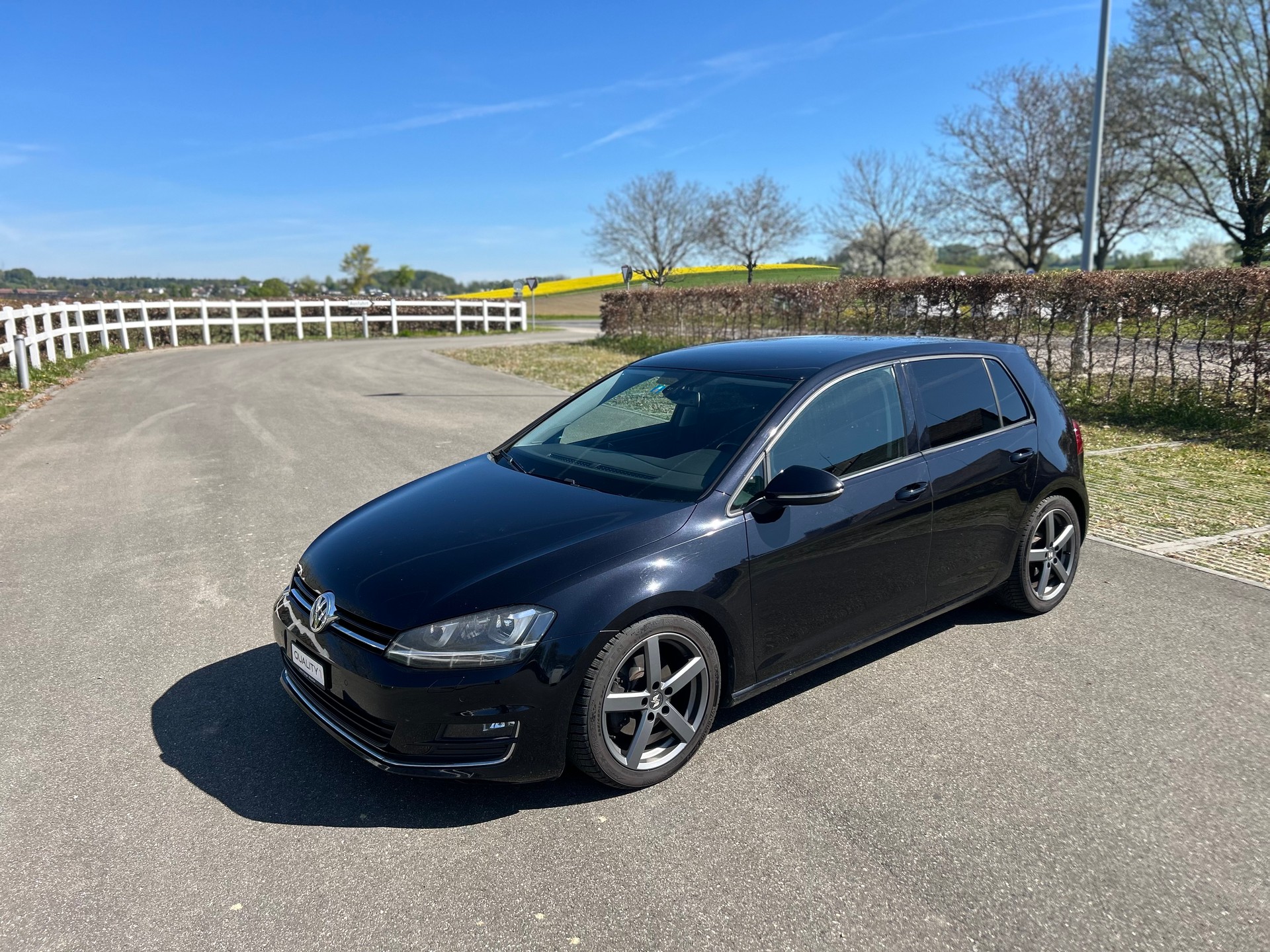 VW Golf 2.0 TDI Highline-image-0