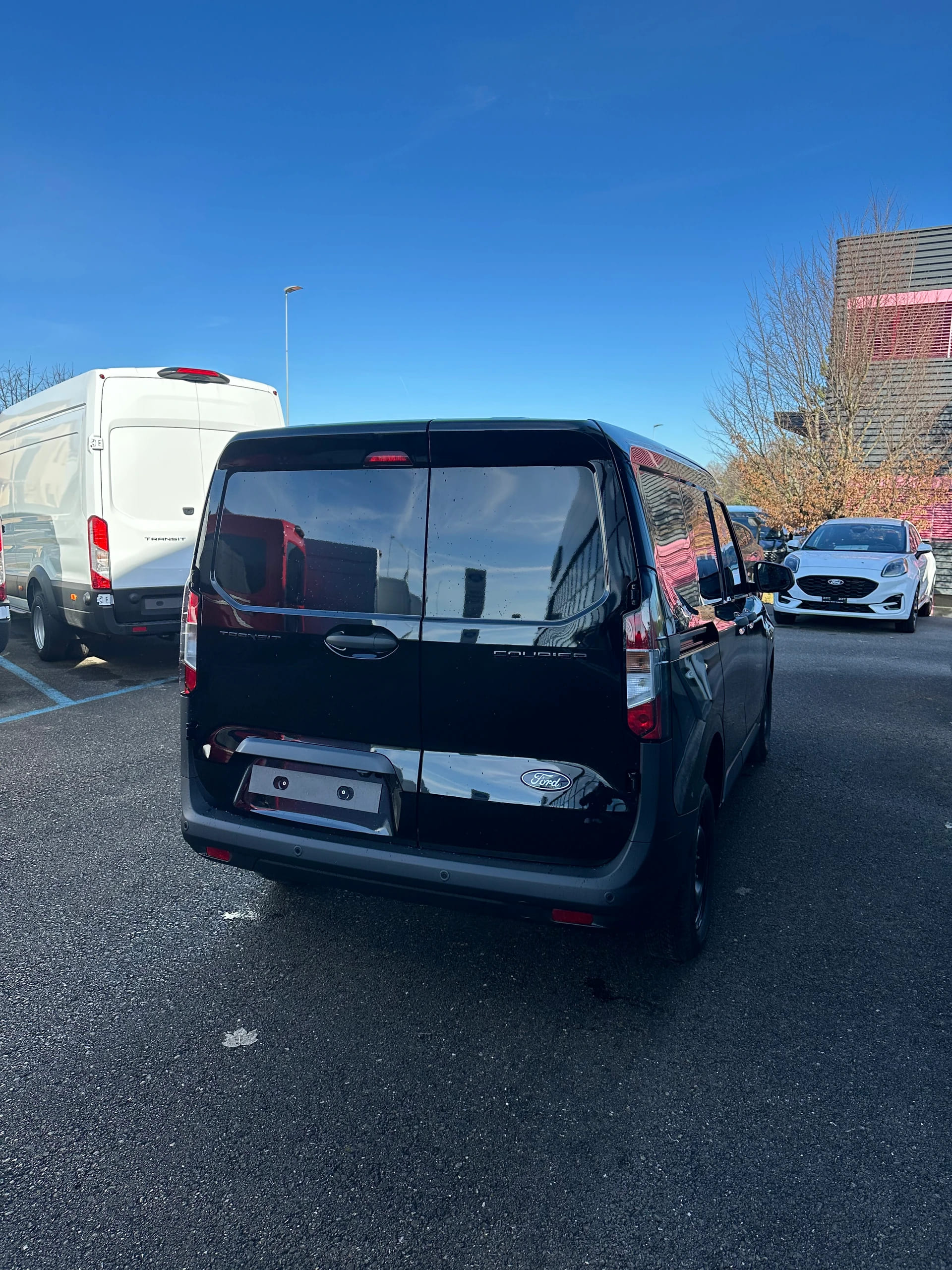 FORD Transit Courier van 1.0 EcoBoo Trend/125CV/Aut.-image-5