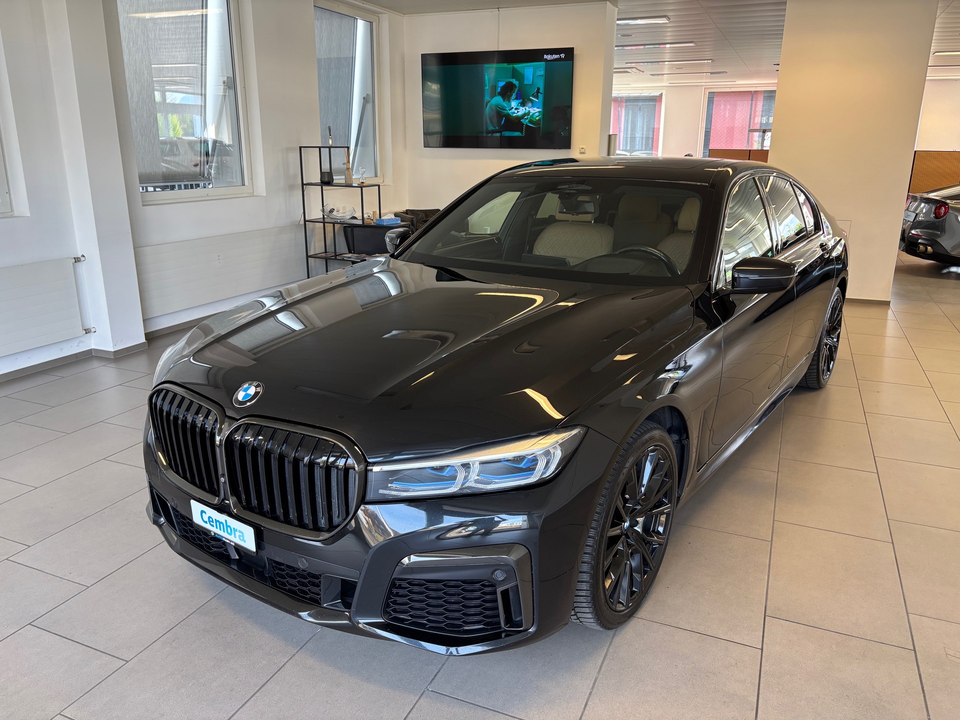 BMW 730d M Sport xDrive Steptronic-image-0