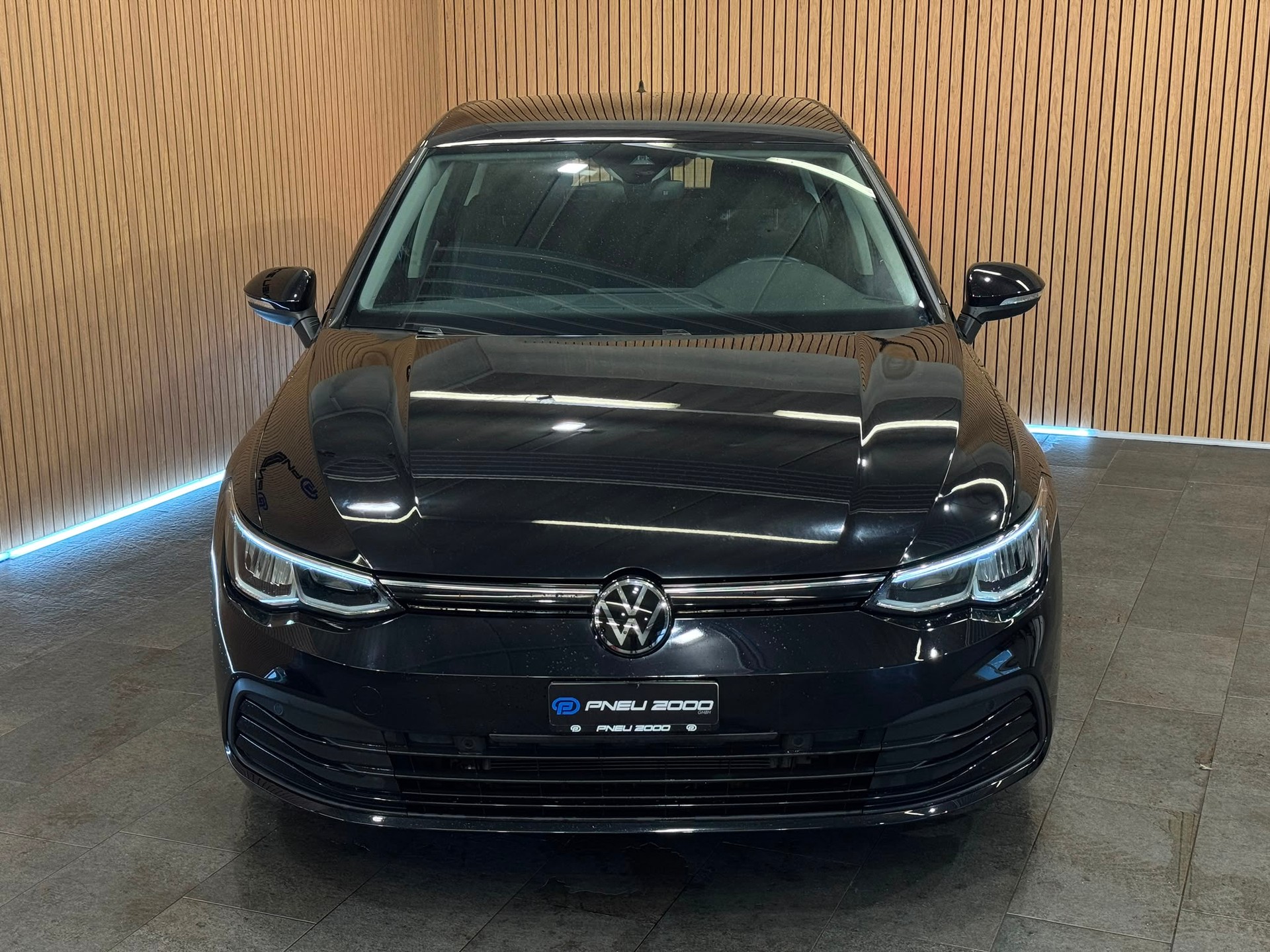 VW Golf 2.0 TDI Life-image-1