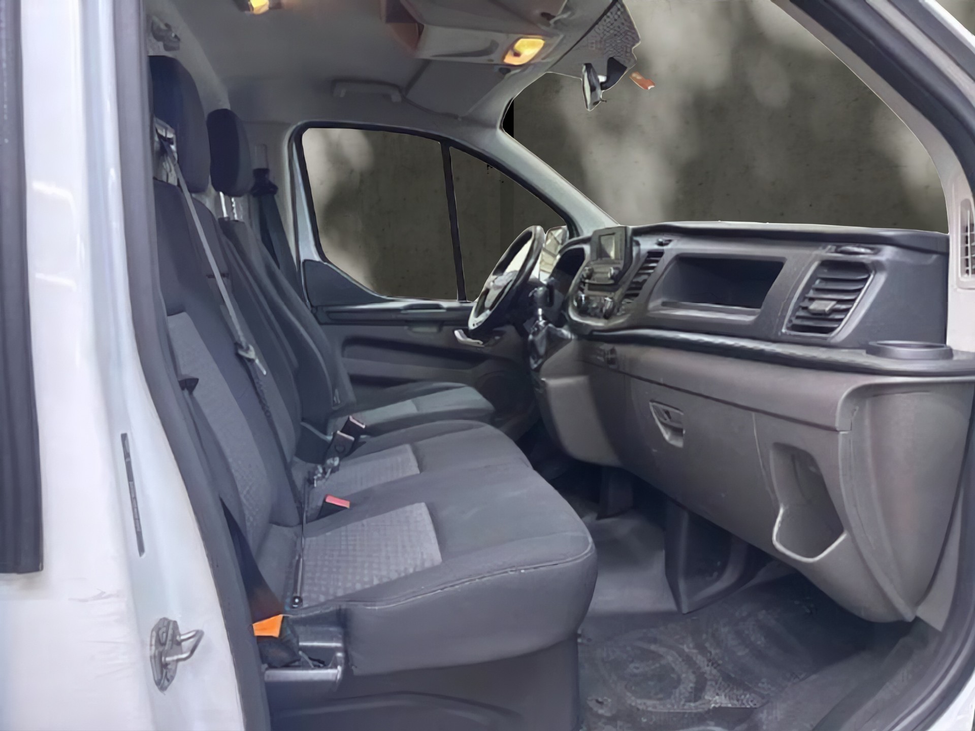 FORD Transit Custom Van 340 L1H1 Trail-image-8