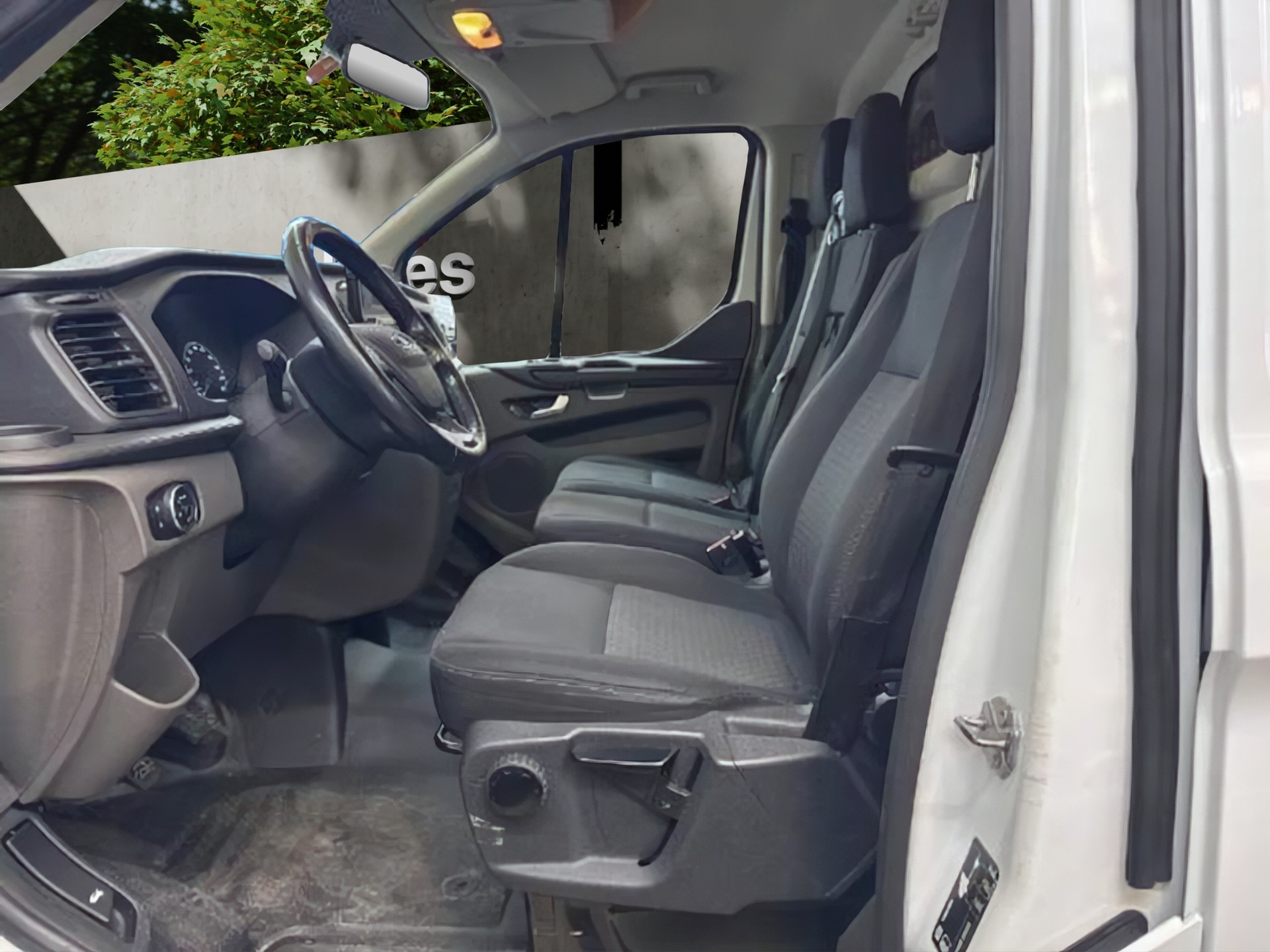 FORD Transit Custom Van 340 L1H1 Trail-image-7
