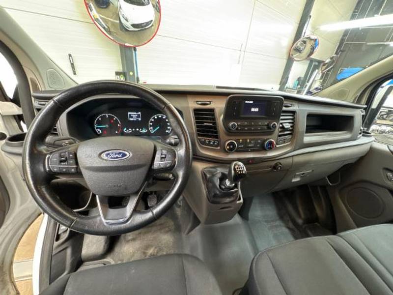 FORD Transit Custom Van 340 L1H1 Trail-image-6
