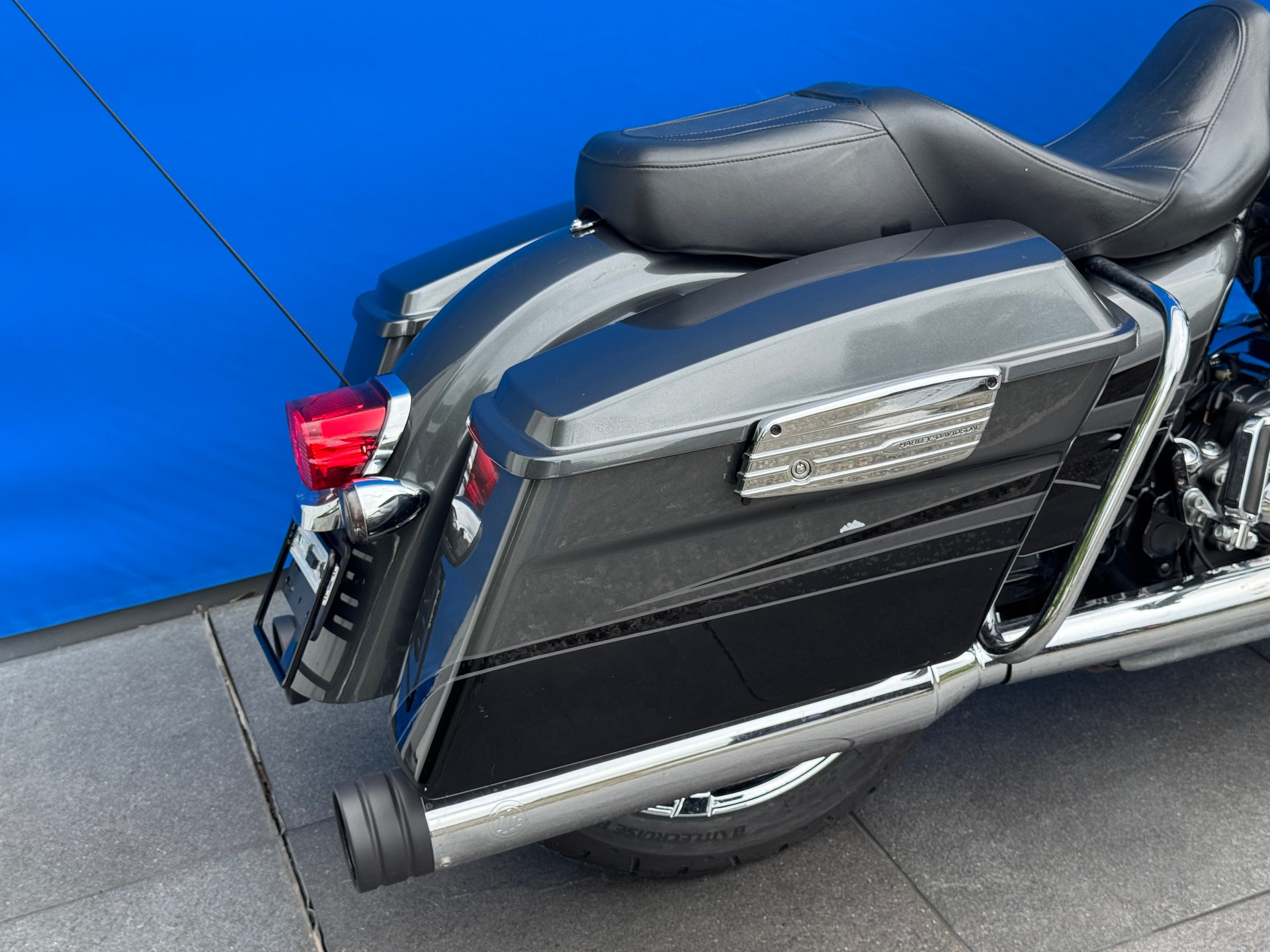 HARLEY-DAVIDSON FLTRXSE Road Glide Custom ABS CVO-showroom-element-3