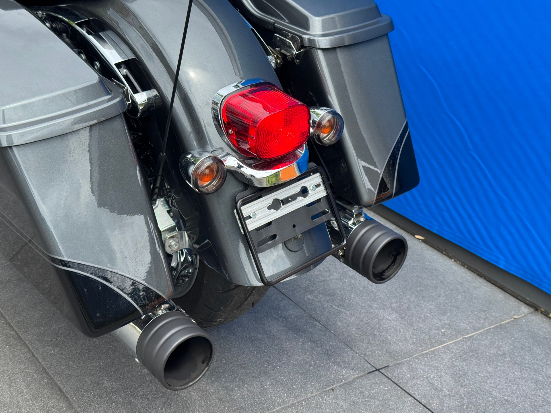 HARLEY-DAVIDSON FLTRXSE Road Glide Custom ABS CVO-image-9